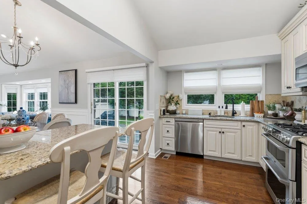 80 Joyce Road, Oyster Bay, NY, 3 Bedrooms Bedrooms, 8 Rooms Rooms,2 BathroomsBathrooms,Residential,For Rent,Joyce,0,KEY1017800 80 Joyce Road, Oyster Bay, NY, 3 Bedrooms Bedrooms, 8 Rooms Rooms,2 BathroomsBathrooms,Residential,For Rent,Joyce,0,KEY1017800