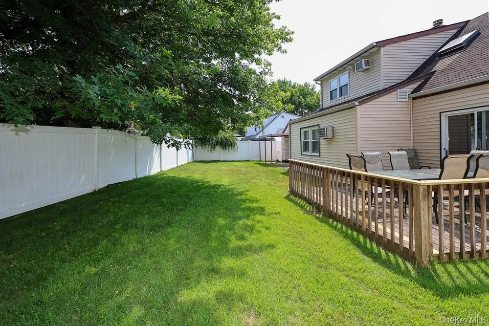 69 Corncrib Lane, Hempstead, NY, 3 Bedrooms Bedrooms, 6 Rooms Rooms,1 BathroomBathrooms,Residential,For Rent,Corncrib,0,1017802 69 Corncrib Lane, Hempstead, NY, 3 Bedrooms Bedrooms, 6 Rooms Rooms,1 BathroomBathrooms,Residential,For Rent,Corncrib,0,1017802