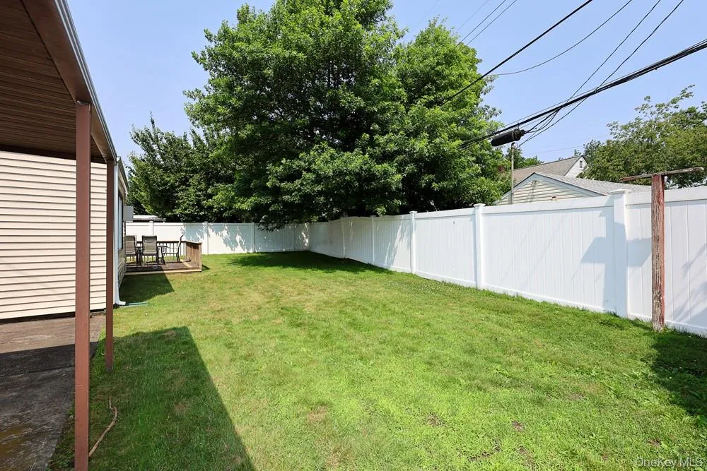 69 Corncrib Lane, Hempstead, NY, 3 Bedrooms Bedrooms, 6 Rooms Rooms,1 BathroomBathrooms,Residential,For Rent,Corncrib,0,1017802 69 Corncrib Lane, Hempstead, NY, 3 Bedrooms Bedrooms, 6 Rooms Rooms,1 BathroomBathrooms,Residential,For Rent,Corncrib,0,1017802