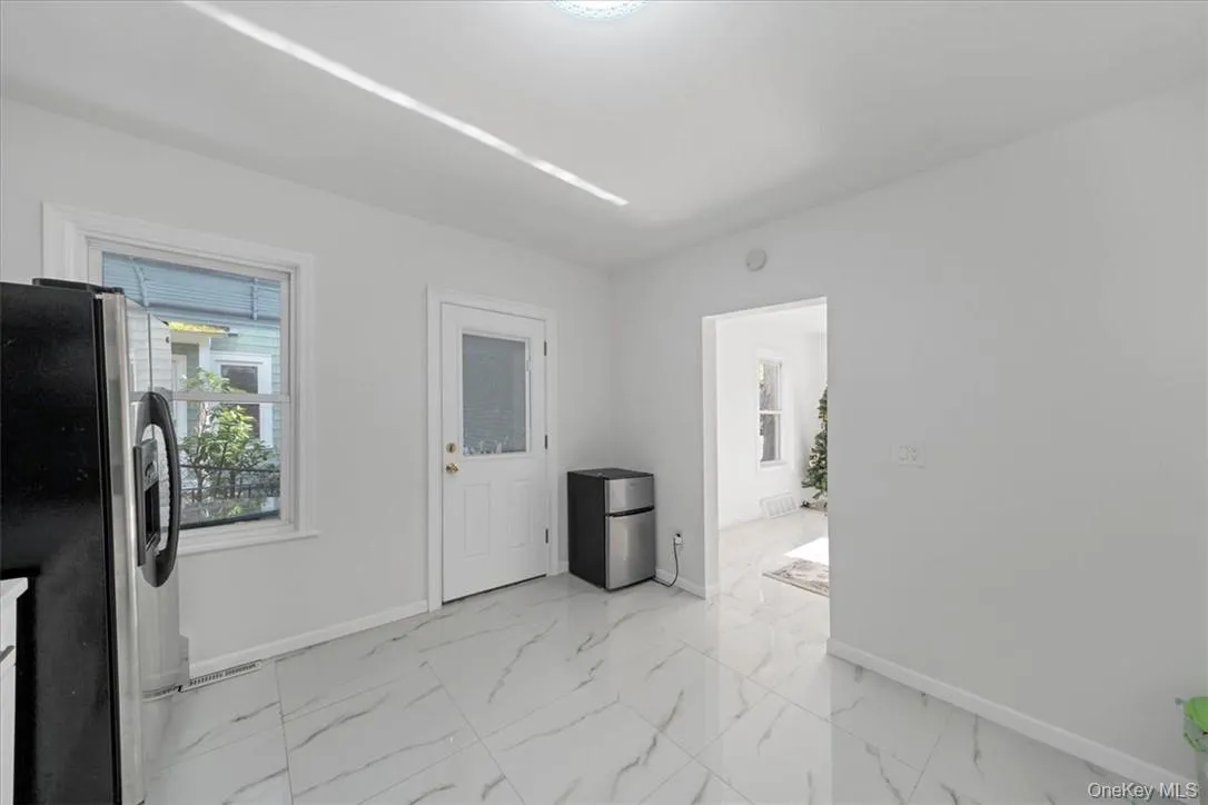 39 Reservoir Avenue, Port Jervis, NY, 3 Bedrooms Bedrooms, 7 Rooms Rooms,1 BathroomBathrooms,Residential,For Rent,Reservoir,0,1017803 39 Reservoir Avenue, Port Jervis, NY, 3 Bedrooms Bedrooms, 7 Rooms Rooms,1 BathroomBathrooms,Residential,For Rent,Reservoir,0,1017803