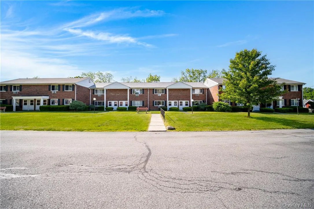 44 Manor Drive, Cornwall, NY, 2 Bedrooms Bedrooms, 5 Rooms Rooms,1 BathroomBathrooms,Residential,For Rent,Manor,0,1017804 44 Manor Drive, Cornwall, NY, 2 Bedrooms Bedrooms, 5 Rooms Rooms,1 BathroomBathrooms,Residential,For Rent,Manor,0,1017804