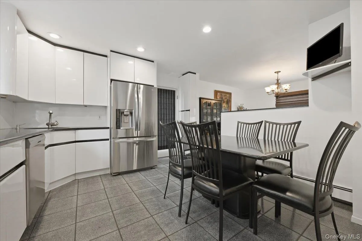 2461 Riviera Lane, Hempstead, NY, 4 Bedrooms Bedrooms, 8 Rooms Rooms,2 BathroomsBathrooms,Residential,For Rent,Riviera,0,1017807 2461 Riviera Lane, Hempstead, NY, 4 Bedrooms Bedrooms, 8 Rooms Rooms,2 BathroomsBathrooms,Residential,For Rent,Riviera,0,1017807