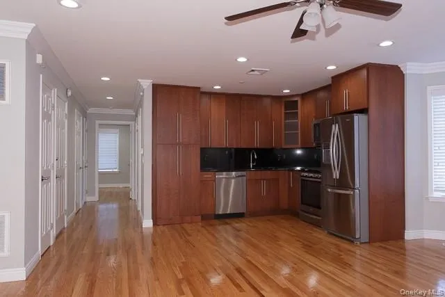 565 Merrick Road, Hempstead, NY, 2 Bedrooms Bedrooms, 5 Rooms Rooms,1 BathroomBathrooms,Residential Lease,For Rent,Merrick,0,KEY1017808 565 Merrick Road, Hempstead, NY, 2 Bedrooms Bedrooms, 5 Rooms Rooms,1 BathroomBathrooms,Residential Lease,For Rent,Merrick,0,KEY1017808