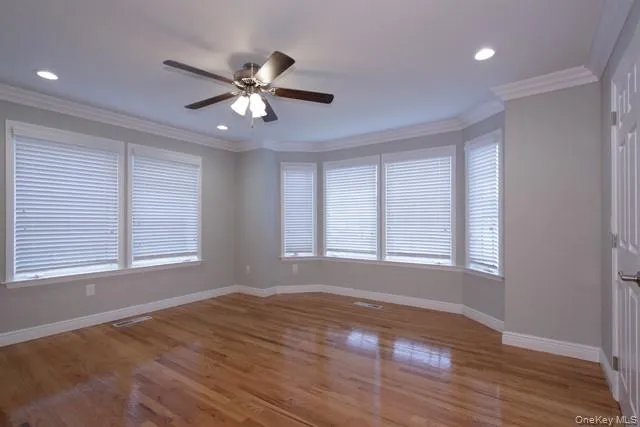 565 Merrick Road, Hempstead, NY, 2 Bedrooms Bedrooms, 5 Rooms Rooms,1 BathroomBathrooms,Residential Lease,For Rent,Merrick,0,KEY1017808 565 Merrick Road, Hempstead, NY, 2 Bedrooms Bedrooms, 5 Rooms Rooms,1 BathroomBathrooms,Residential Lease,For Rent,Merrick,0,KEY1017808