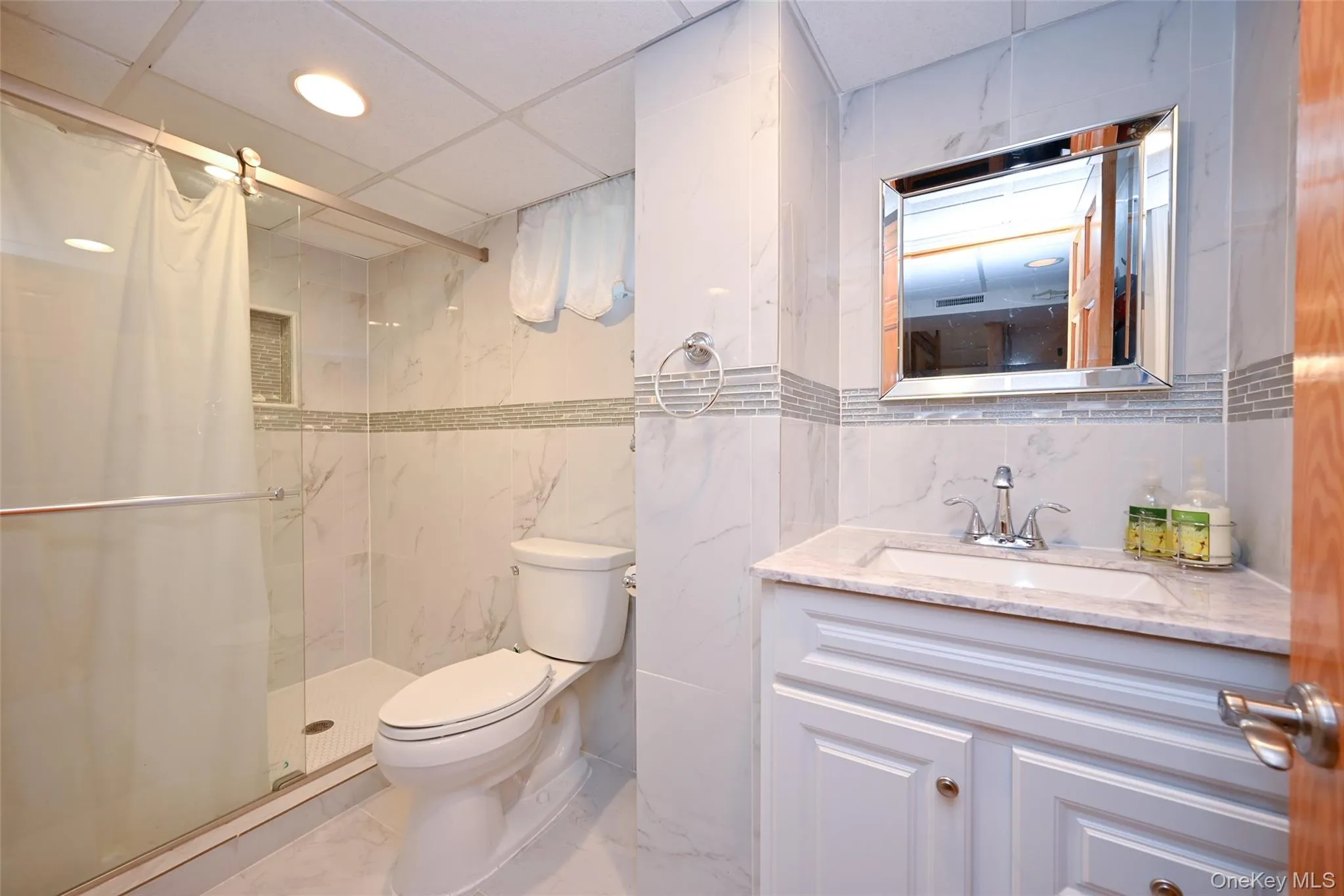 56-08 197th Street, New York, NY, 2 Bedrooms Bedrooms, 7 Rooms Rooms,2 BathroomsBathrooms,Residential,For Rent,197th,0,KEY1017809 56-08 197th Street, New York, NY, 2 Bedrooms Bedrooms, 7 Rooms Rooms,2 BathroomsBathrooms,Residential,For Rent,197th,0,KEY1017809