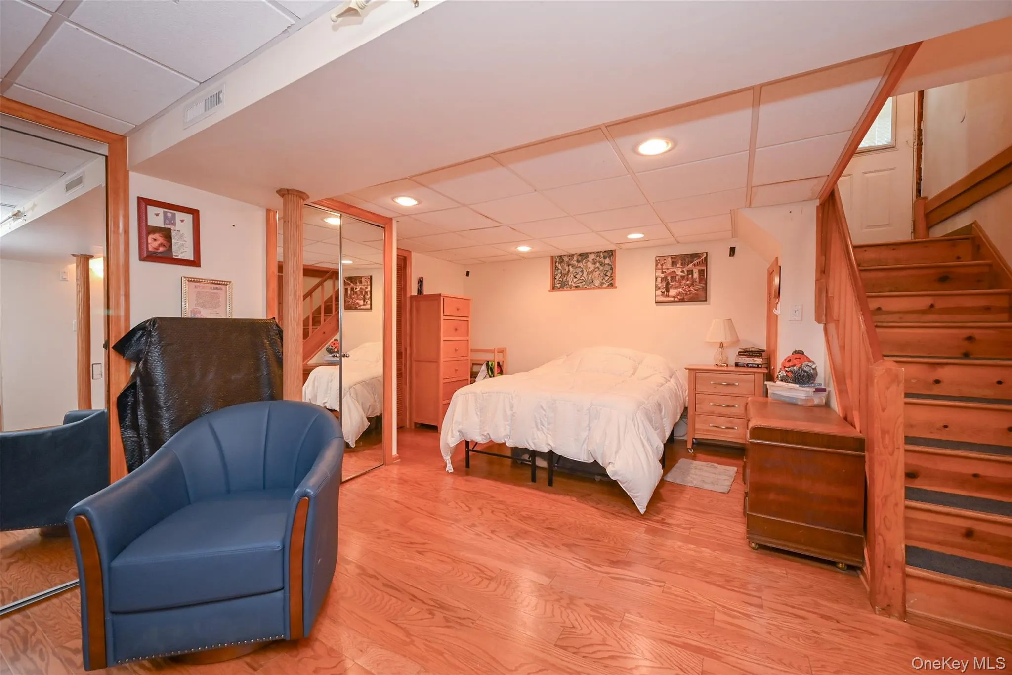 56-08 197th Street, New York, NY, 2 Bedrooms Bedrooms, 7 Rooms Rooms,2 BathroomsBathrooms,Residential,For Rent,197th,0,KEY1017809 56-08 197th Street, New York, NY, 2 Bedrooms Bedrooms, 7 Rooms Rooms,2 BathroomsBathrooms,Residential,For Rent,197th,0,KEY1017809