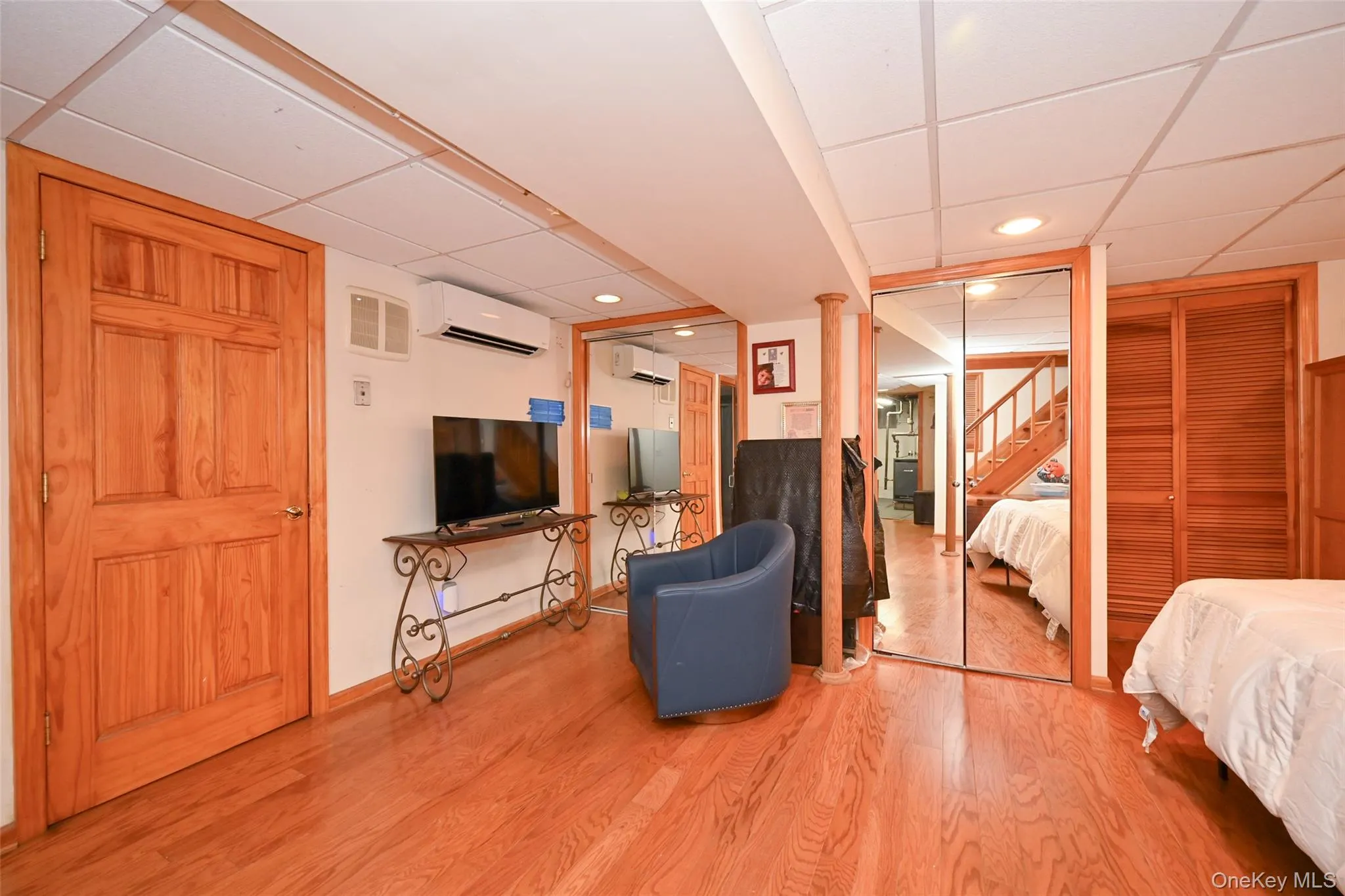 56-08 197th Street, New York, NY, 2 Bedrooms Bedrooms, 7 Rooms Rooms,2 BathroomsBathrooms,Residential,For Rent,197th,0,KEY1017809 56-08 197th Street, New York, NY, 2 Bedrooms Bedrooms, 7 Rooms Rooms,2 BathroomsBathrooms,Residential,For Rent,197th,0,KEY1017809