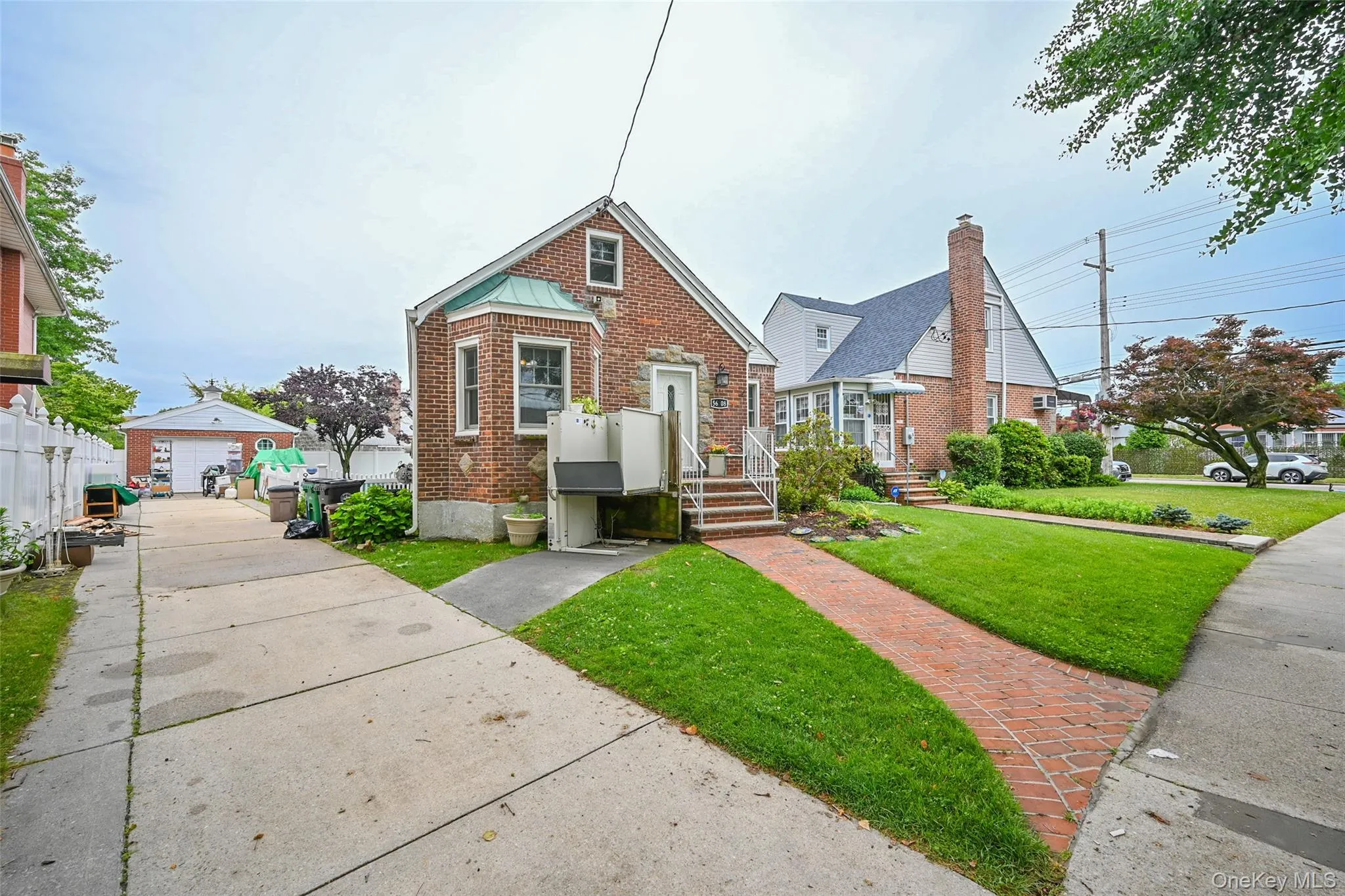56-08 197th Street, New York, NY, 2 Bedrooms Bedrooms, 7 Rooms Rooms,2 BathroomsBathrooms,Residential,For Rent,197th,0,KEY1017809 56-08 197th Street, New York, NY, 2 Bedrooms Bedrooms, 7 Rooms Rooms,2 BathroomsBathrooms,Residential,For Rent,197th,0,KEY1017809