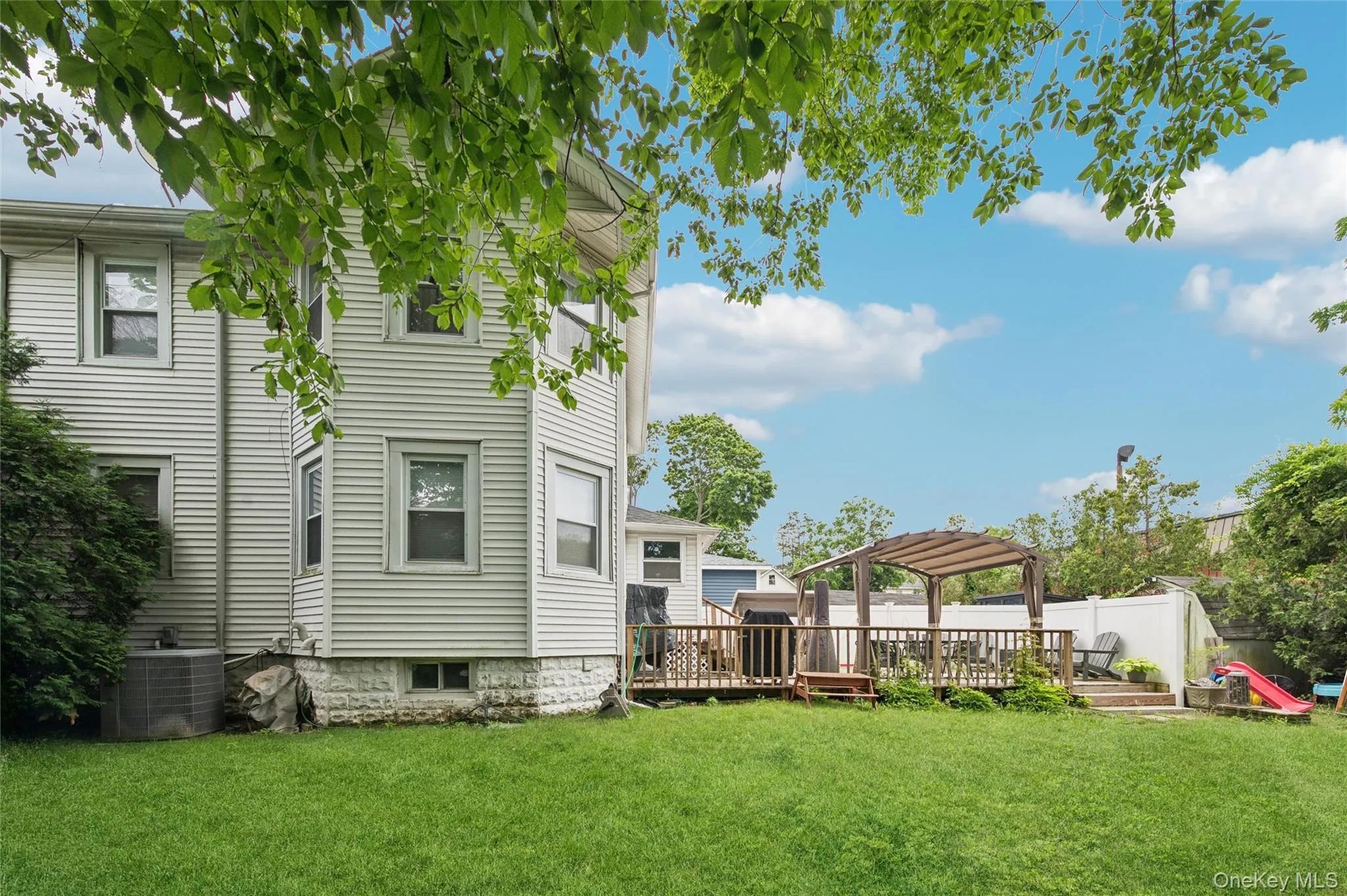 104 Park Avenue, Babylon, NY, 3 Bedrooms Bedrooms, 7 Rooms Rooms,1 BathroomBathrooms,Residential,For Rent,Park,0,1017814 104 Park Avenue, Babylon, NY, 3 Bedrooms Bedrooms, 7 Rooms Rooms,1 BathroomBathrooms,Residential,For Rent,Park,0,1017814