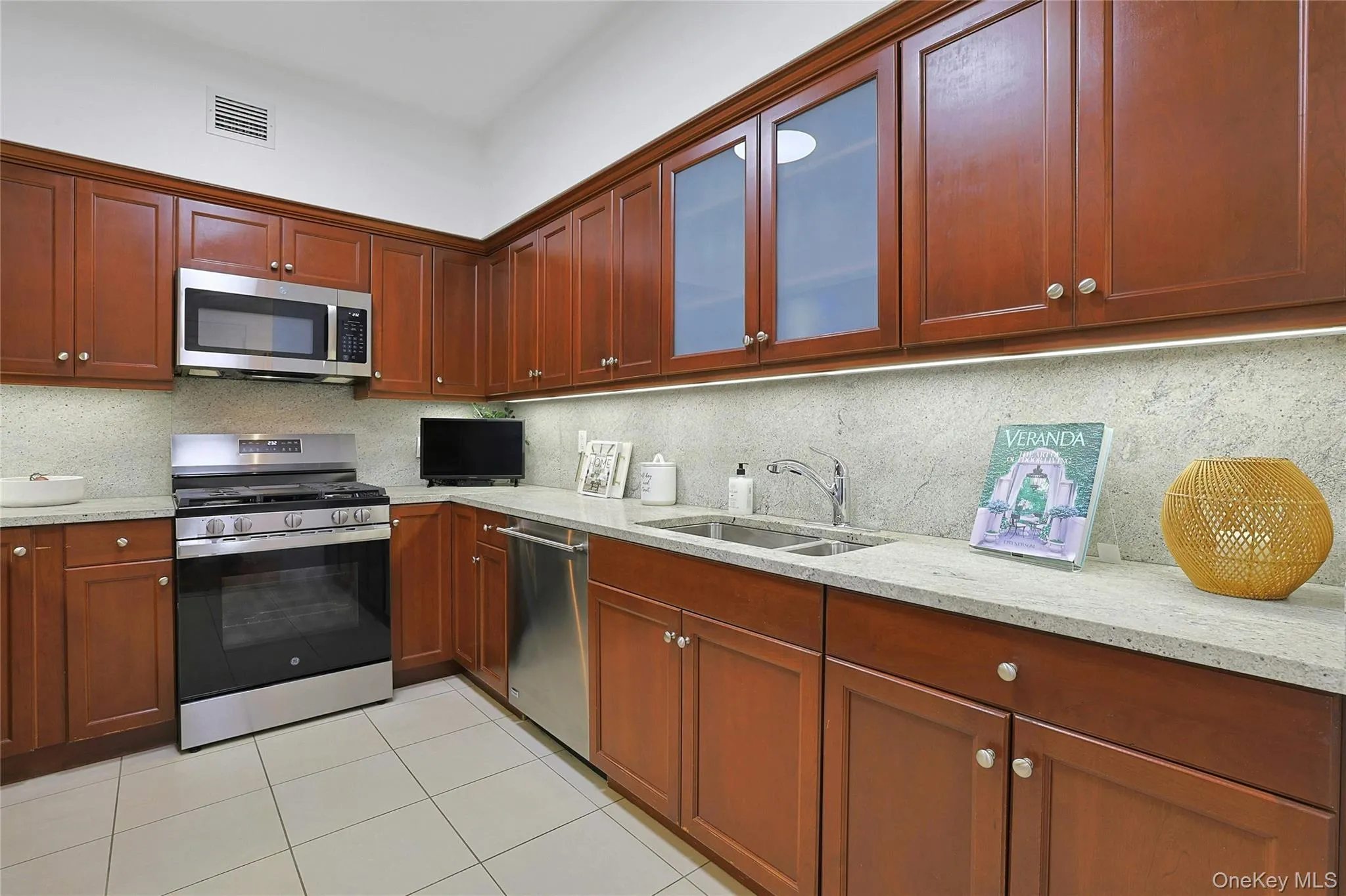 The Higher Floor F Line Apartments Feature Extra Large Kitchens with Incredible Storage Space and Ease in Meal and Entertaining Prep. Kitchen Messes are Tucked away from Main Living Space. The Higher Floor F Line Apartments Feature Extra Large Kitchens with Incredible Storage Space and Ease in Meal and Entertaining Prep. Kitchen Messes are Tucked away from Main Living Space.