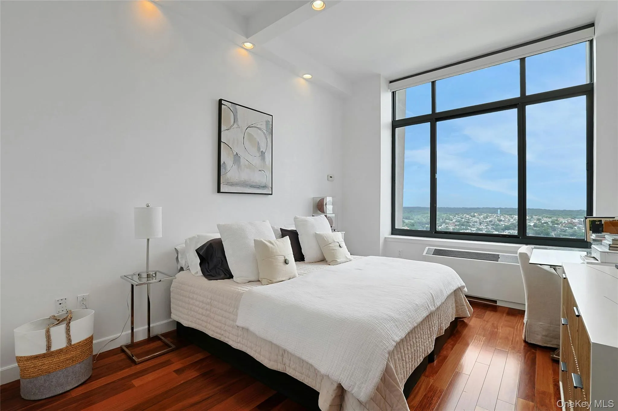 Second Ensuite Bedroom/Guest Suite. Bright and Spacious with Exceptional Views. Second Ensuite Bedroom/Guest Suite. Bright and Spacious with Exceptional Views.