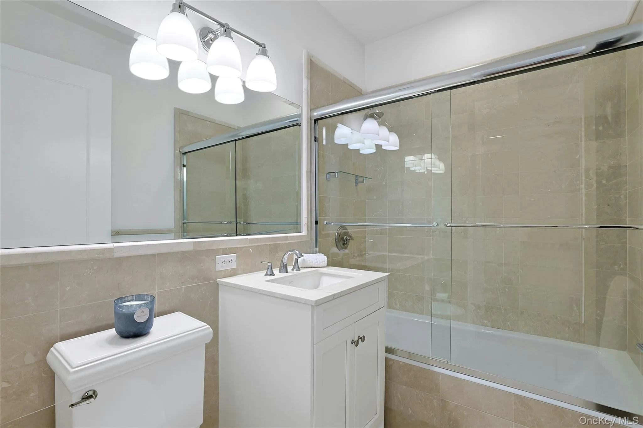 Second Bedroom Ensuite Bath Second Bedroom Ensuite Bath