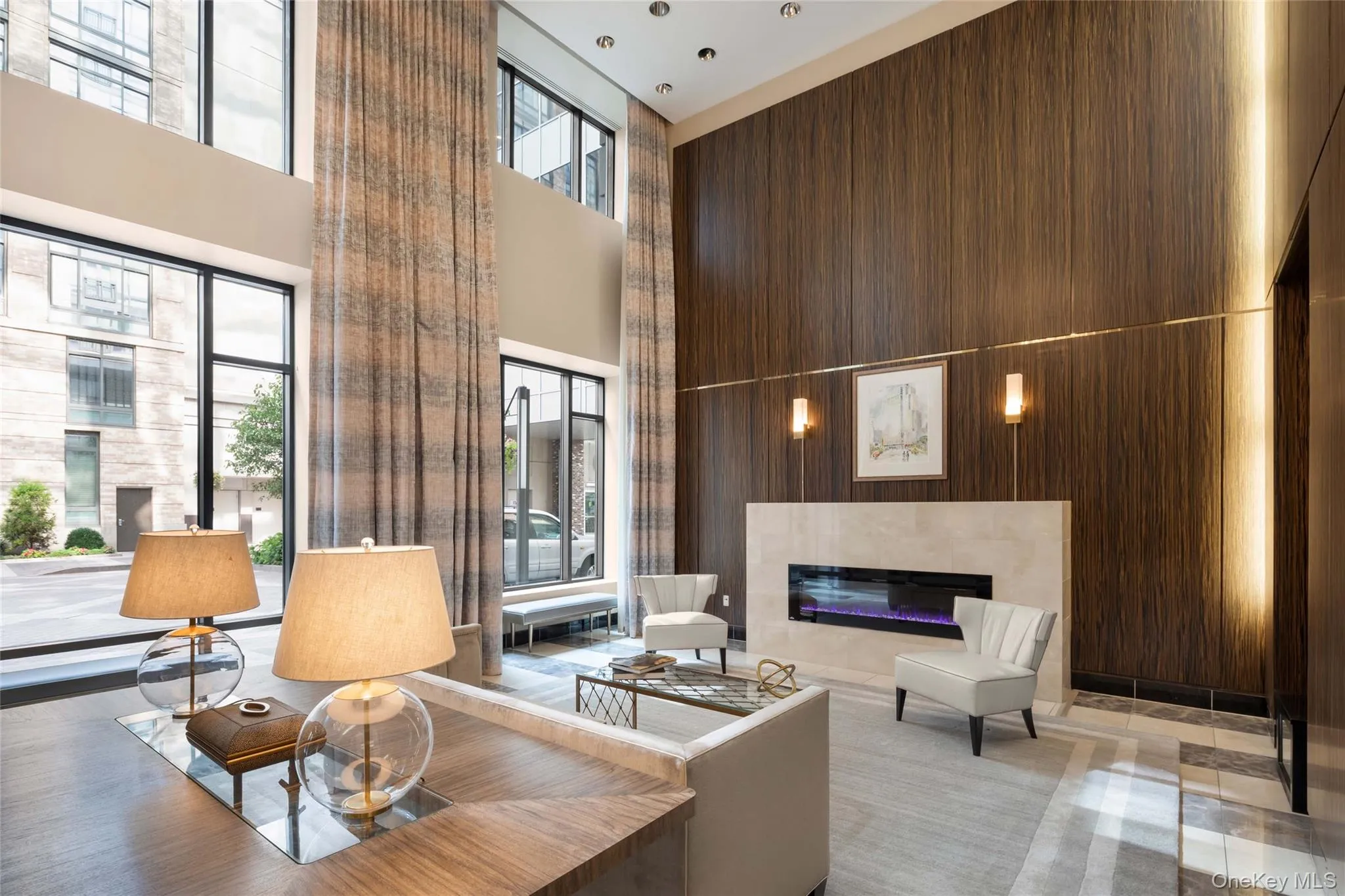 Front Lobby with 24/7 Concierge, Doorman Front Lobby with 24/7 Concierge, Doorman