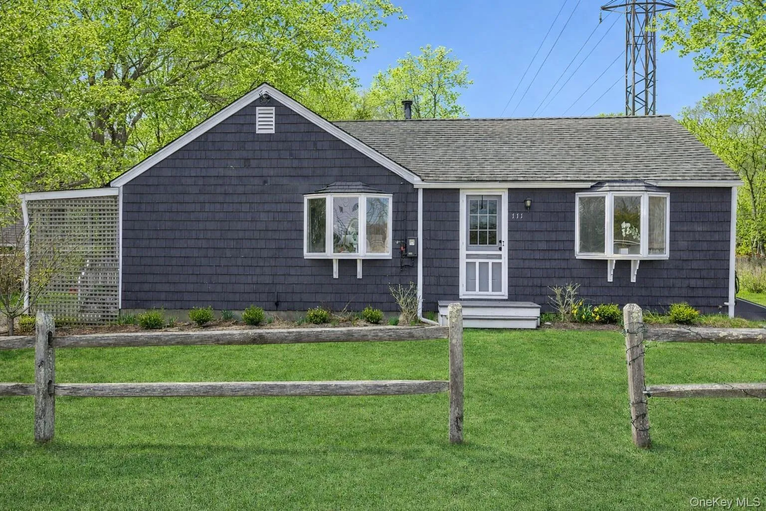 111 Oak Lane, East Hampton, NY, 2 Bedrooms Bedrooms, 5 Rooms Rooms,1 BathroomBathrooms,Residential,For Rent,Oak,0,1017818 111 Oak Lane, East Hampton, NY, 2 Bedrooms Bedrooms, 5 Rooms Rooms,1 BathroomBathrooms,Residential,For Rent,Oak,0,1017818