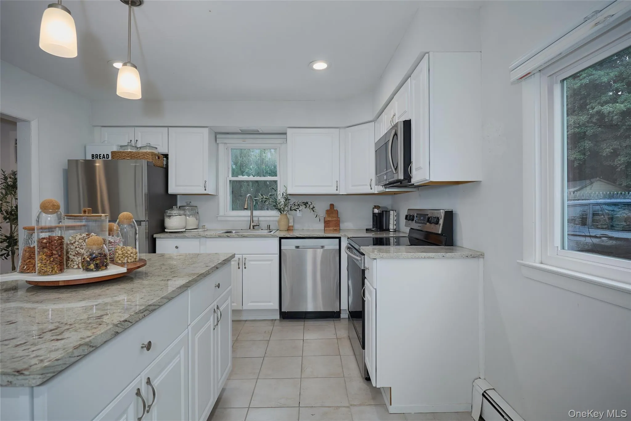 181 Grand Avenue, Poughkeepsie (town), NY, 3 Bedrooms Bedrooms, 6 Rooms Rooms,1 BathroomBathrooms,Residential,For Rent,Grand,0,1017819 181 Grand Avenue, Poughkeepsie (town), NY, 3 Bedrooms Bedrooms, 6 Rooms Rooms,1 BathroomBathrooms,Residential,For Rent,Grand,0,1017819