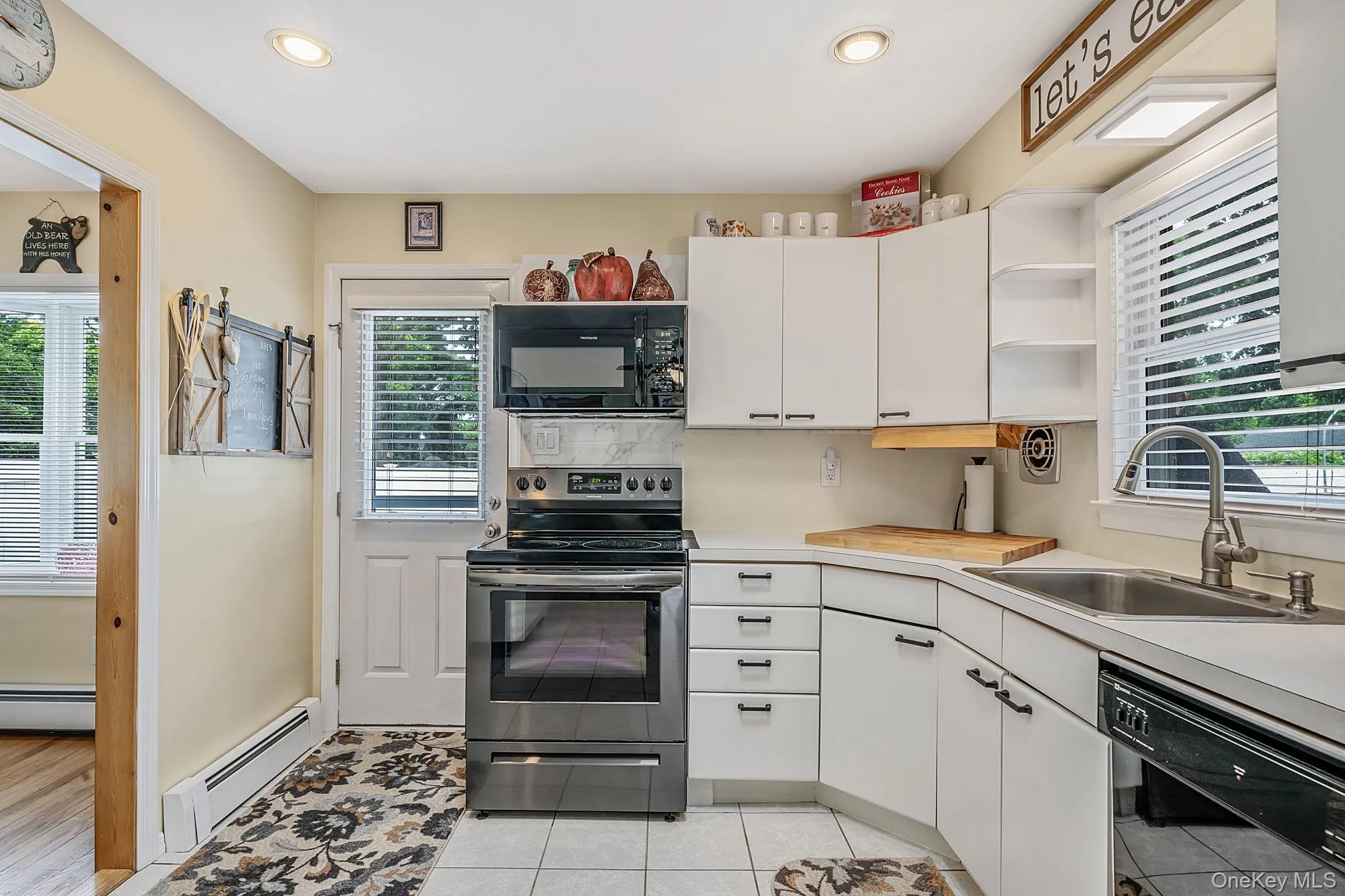 6 Malba Drive, Brookhaven, NY, 2 Bedrooms Bedrooms, 6 Rooms Rooms,2 BathroomsBathrooms,Residential,For Rent,Malba,0,KEY1017822 6 Malba Drive, Brookhaven, NY, 2 Bedrooms Bedrooms, 6 Rooms Rooms,2 BathroomsBathrooms,Residential,For Rent,Malba,0,KEY1017822