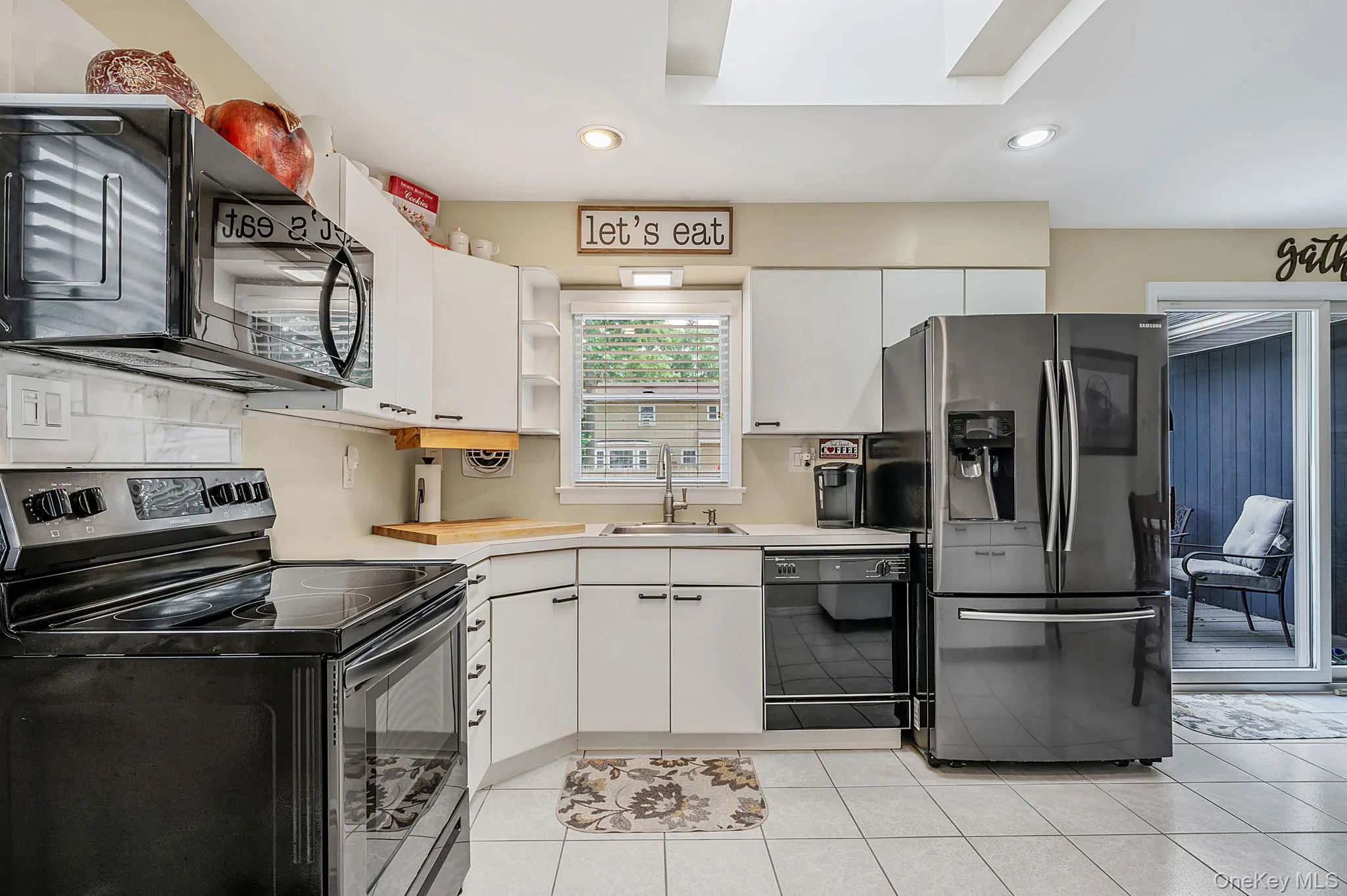 6 Malba Drive, Brookhaven, NY, 2 Bedrooms Bedrooms, 6 Rooms Rooms,2 BathroomsBathrooms,Residential,For Rent,Malba,0,KEY1017822 6 Malba Drive, Brookhaven, NY, 2 Bedrooms Bedrooms, 6 Rooms Rooms,2 BathroomsBathrooms,Residential,For Rent,Malba,0,KEY1017822