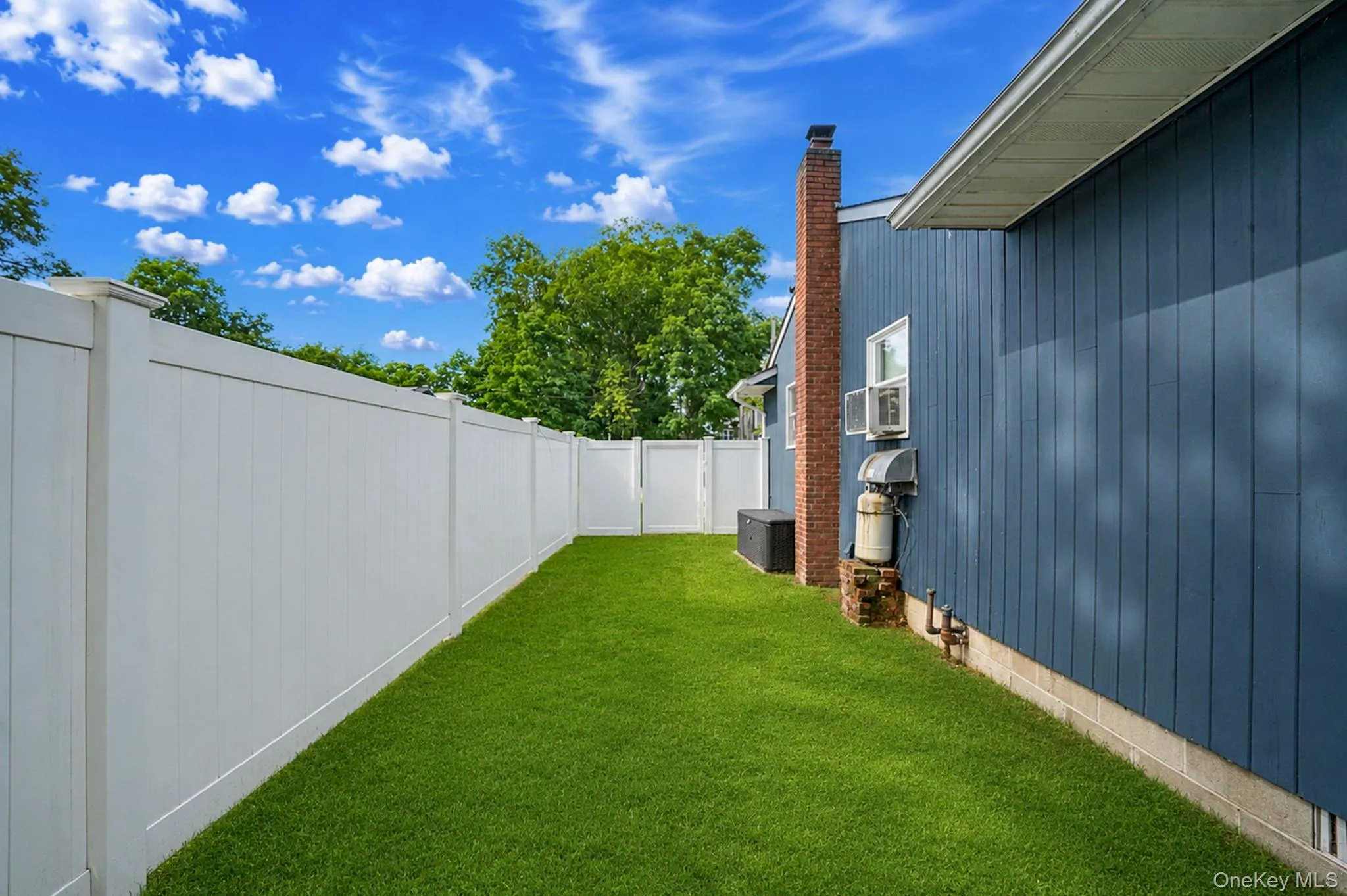 6 Malba Drive, Brookhaven, NY, 2 Bedrooms Bedrooms, 6 Rooms Rooms,2 BathroomsBathrooms,Residential,For Rent,Malba,0,KEY1017822 6 Malba Drive, Brookhaven, NY, 2 Bedrooms Bedrooms, 6 Rooms Rooms,2 BathroomsBathrooms,Residential,For Rent,Malba,0,KEY1017822
