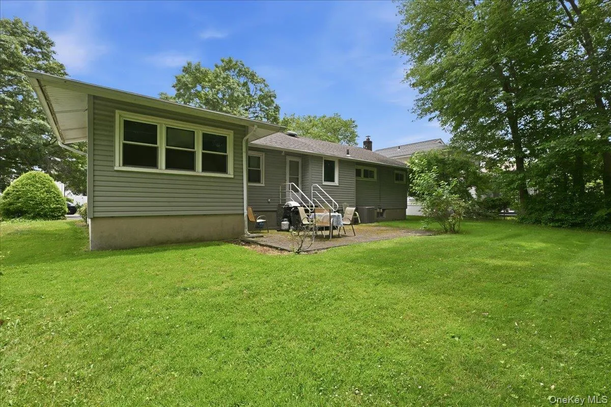 578 Richmond Road, Hempstead, NY, 3 Bedrooms Bedrooms, 6 Rooms Rooms,2 BathroomsBathrooms,Residential,For Rent,Richmond,0,1017825 578 Richmond Road, Hempstead, NY, 3 Bedrooms Bedrooms, 6 Rooms Rooms,2 BathroomsBathrooms,Residential,For Rent,Richmond,0,1017825