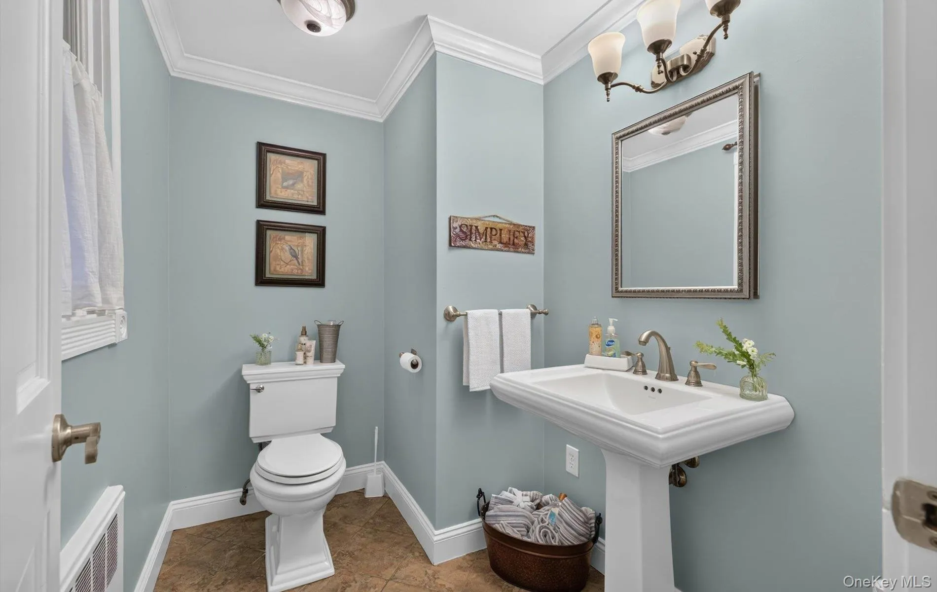27 Longwood Drive, Huntington, NY, 4 Bedrooms Bedrooms, 9 Rooms Rooms,3 BathroomsBathrooms,Residential,For Rent,Longwood,0,1017826 27 Longwood Drive, Huntington, NY, 4 Bedrooms Bedrooms, 9 Rooms Rooms,3 BathroomsBathrooms,Residential,For Rent,Longwood,0,1017826
