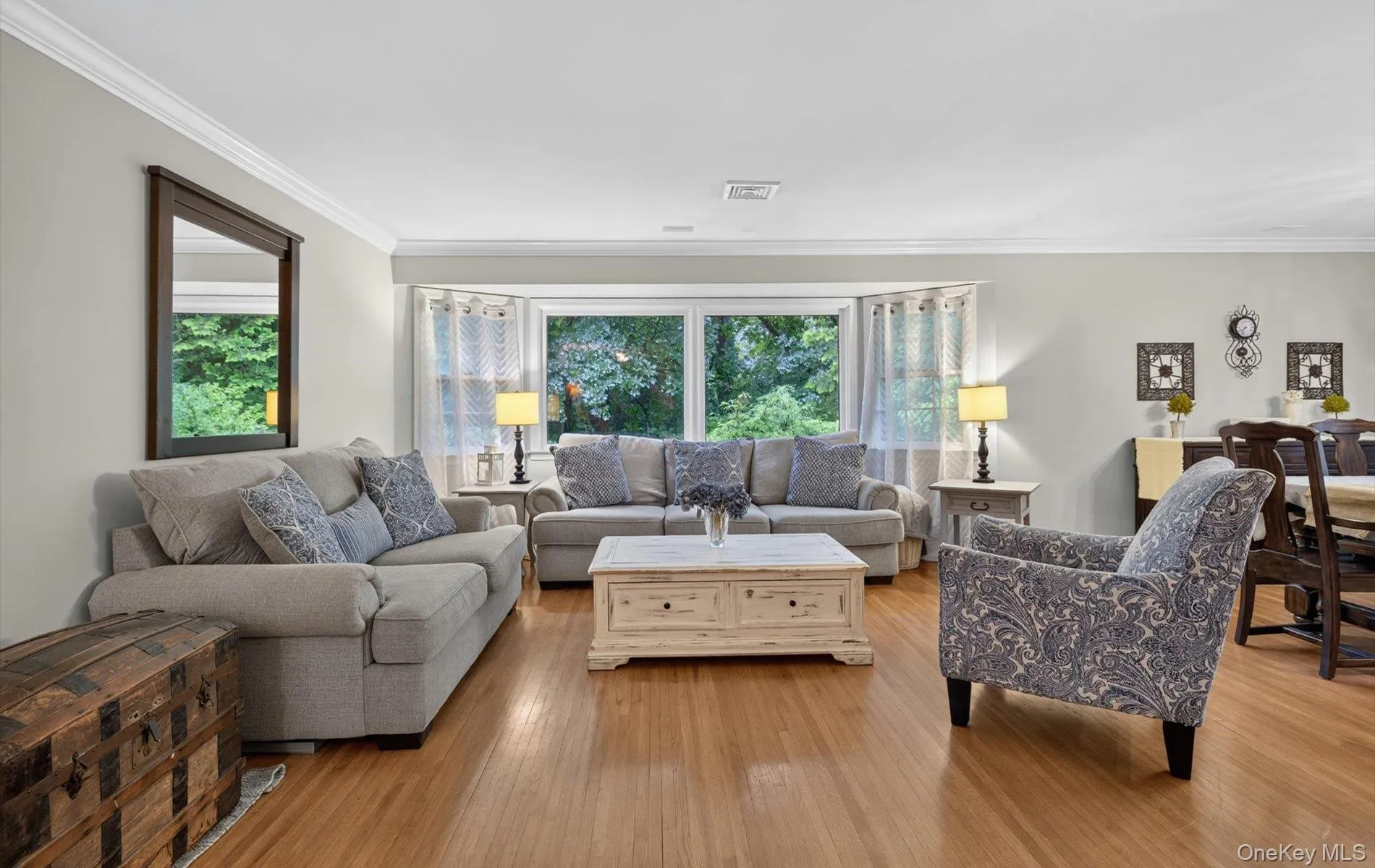27 Longwood Drive, Huntington, NY, 4 Bedrooms Bedrooms, 9 Rooms Rooms,3 BathroomsBathrooms,Residential,For Rent,Longwood,0,1017826 27 Longwood Drive, Huntington, NY, 4 Bedrooms Bedrooms, 9 Rooms Rooms,3 BathroomsBathrooms,Residential,For Rent,Longwood,0,1017826