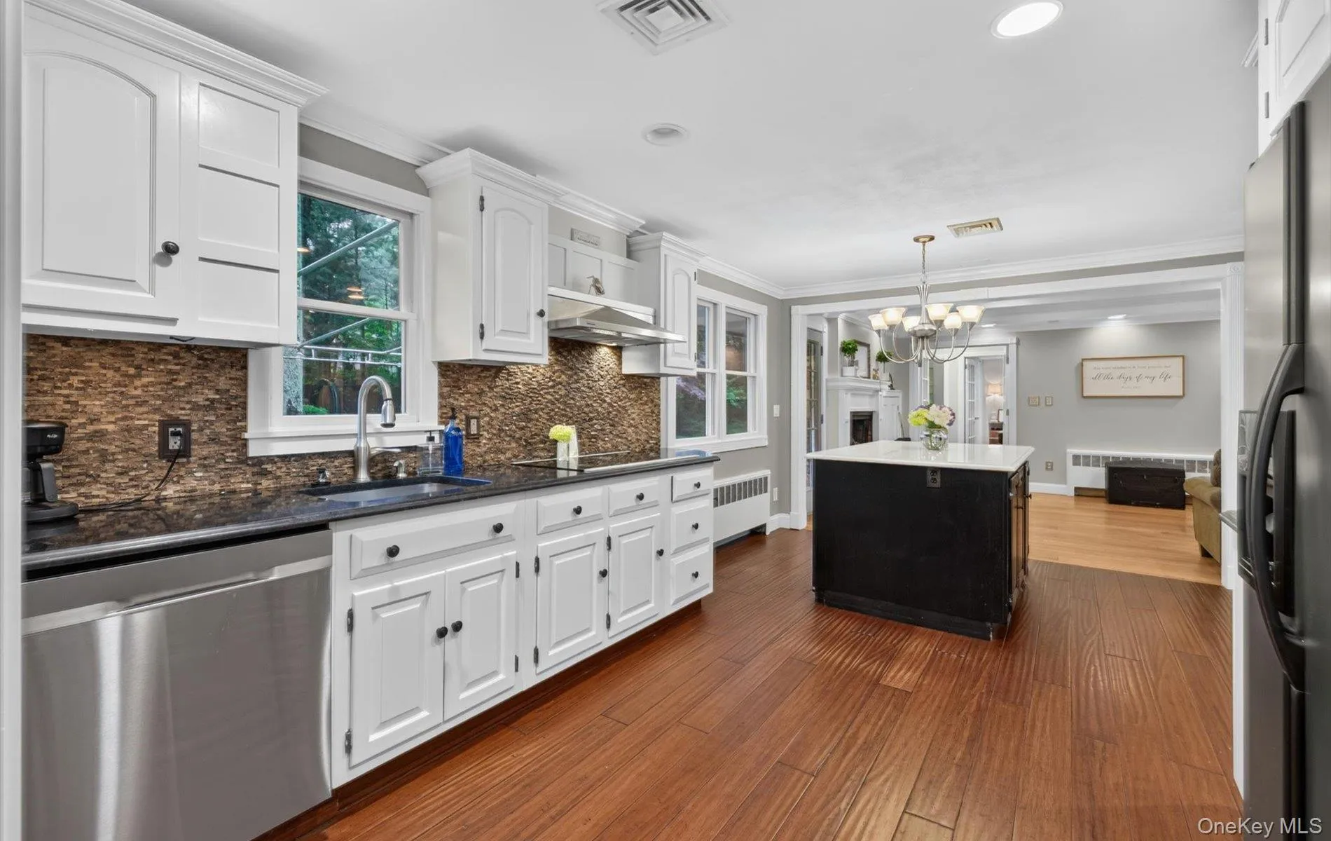 27 Longwood Drive, Huntington, NY, 4 Bedrooms Bedrooms, 9 Rooms Rooms,3 BathroomsBathrooms,Residential,For Rent,Longwood,0,1017826 27 Longwood Drive, Huntington, NY, 4 Bedrooms Bedrooms, 9 Rooms Rooms,3 BathroomsBathrooms,Residential,For Rent,Longwood,0,1017826