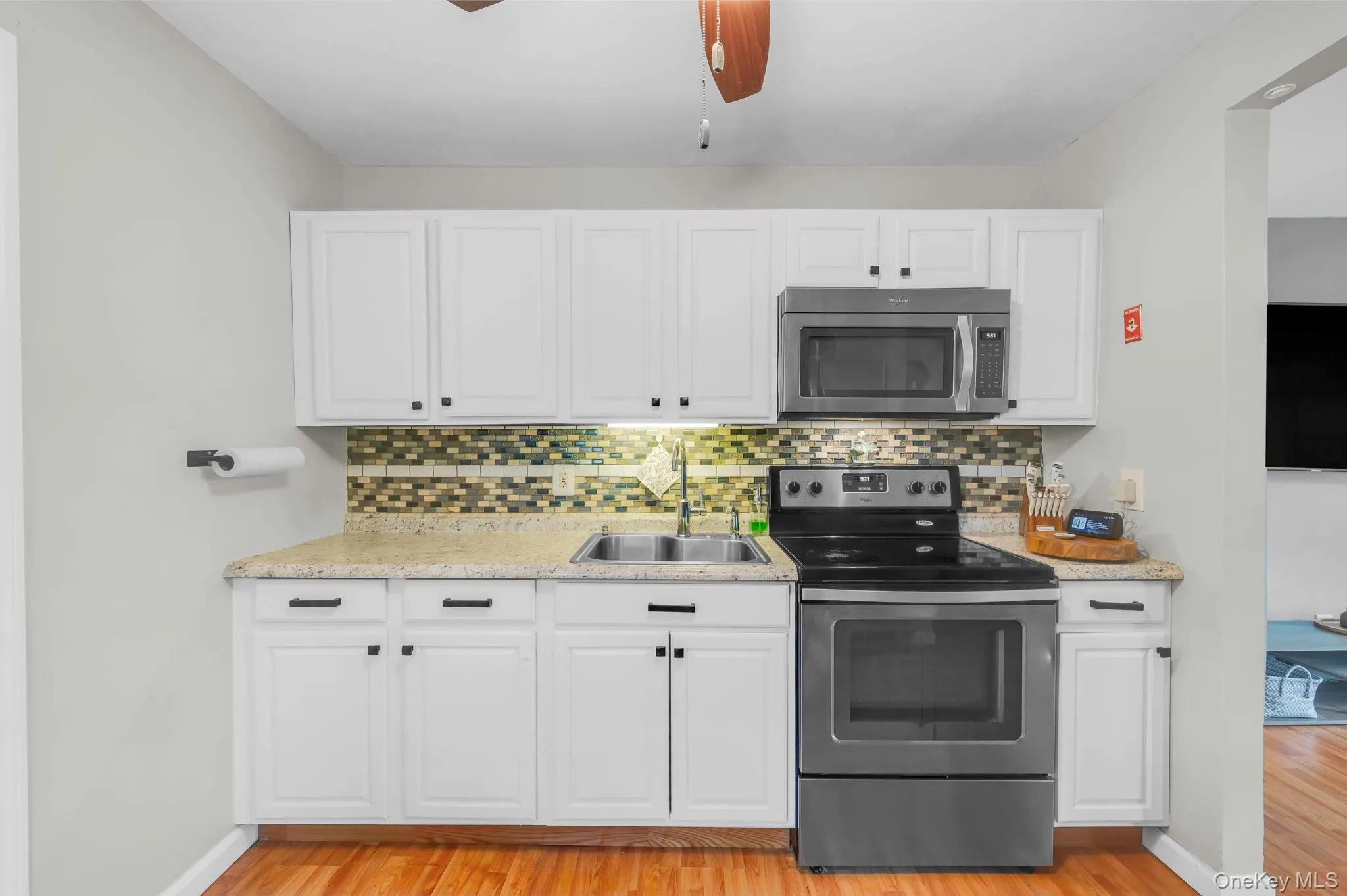 119 Parkwood Drive, Brookhaven, NY, 4 Bedrooms Bedrooms, 7 Rooms Rooms,1 BathroomBathrooms,Residential,For Rent,Parkwood,0,KEY1017829 119 Parkwood Drive, Brookhaven, NY, 4 Bedrooms Bedrooms, 7 Rooms Rooms,1 BathroomBathrooms,Residential,For Rent,Parkwood,0,KEY1017829