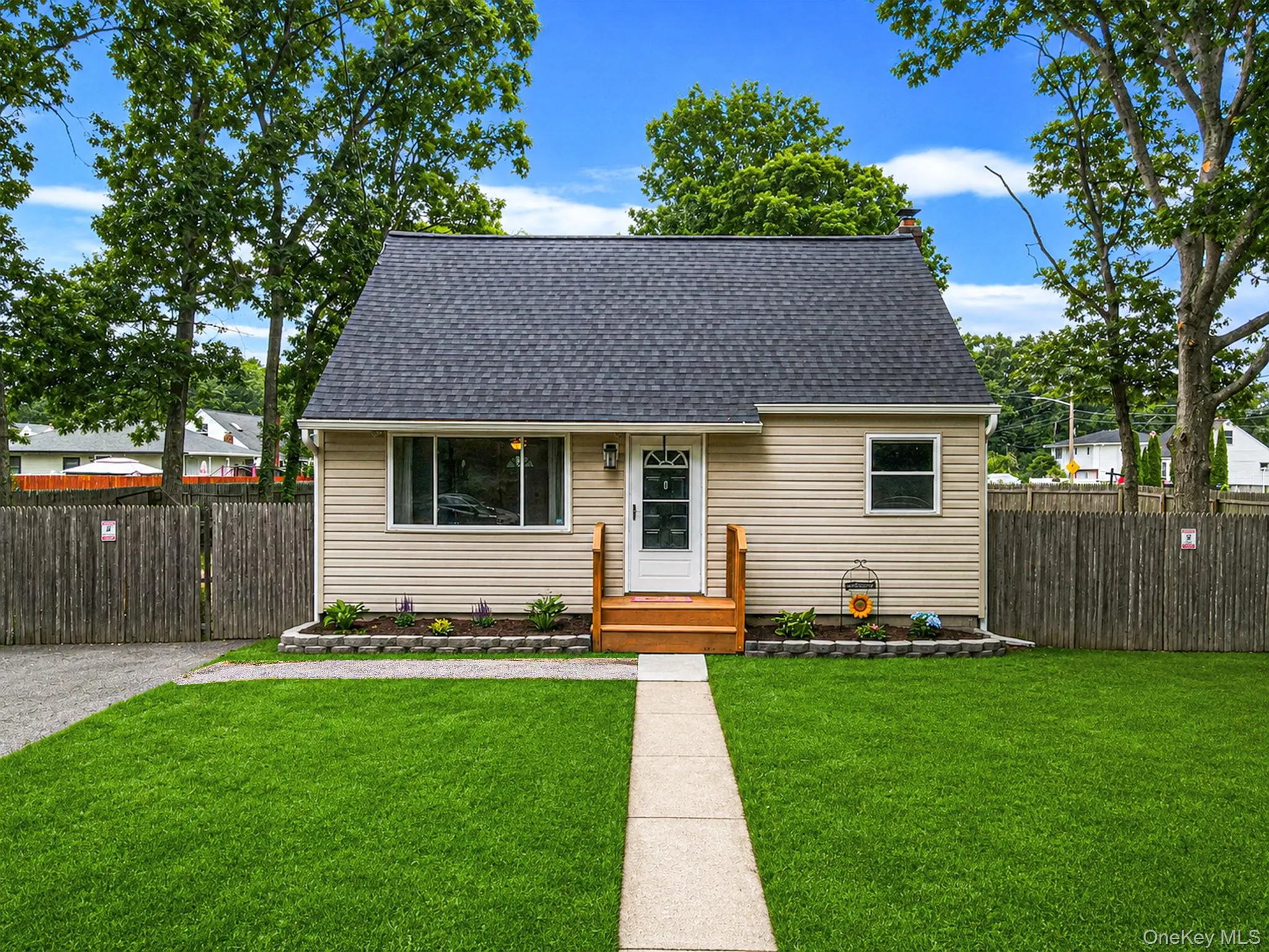 119 Parkwood Drive, Brookhaven, NY, 4 Bedrooms Bedrooms, 7 Rooms Rooms,1 BathroomBathrooms,Residential,For Rent,Parkwood,0,KEY1017829 119 Parkwood Drive, Brookhaven, NY, 4 Bedrooms Bedrooms, 7 Rooms Rooms,1 BathroomBathrooms,Residential,For Rent,Parkwood,0,KEY1017829