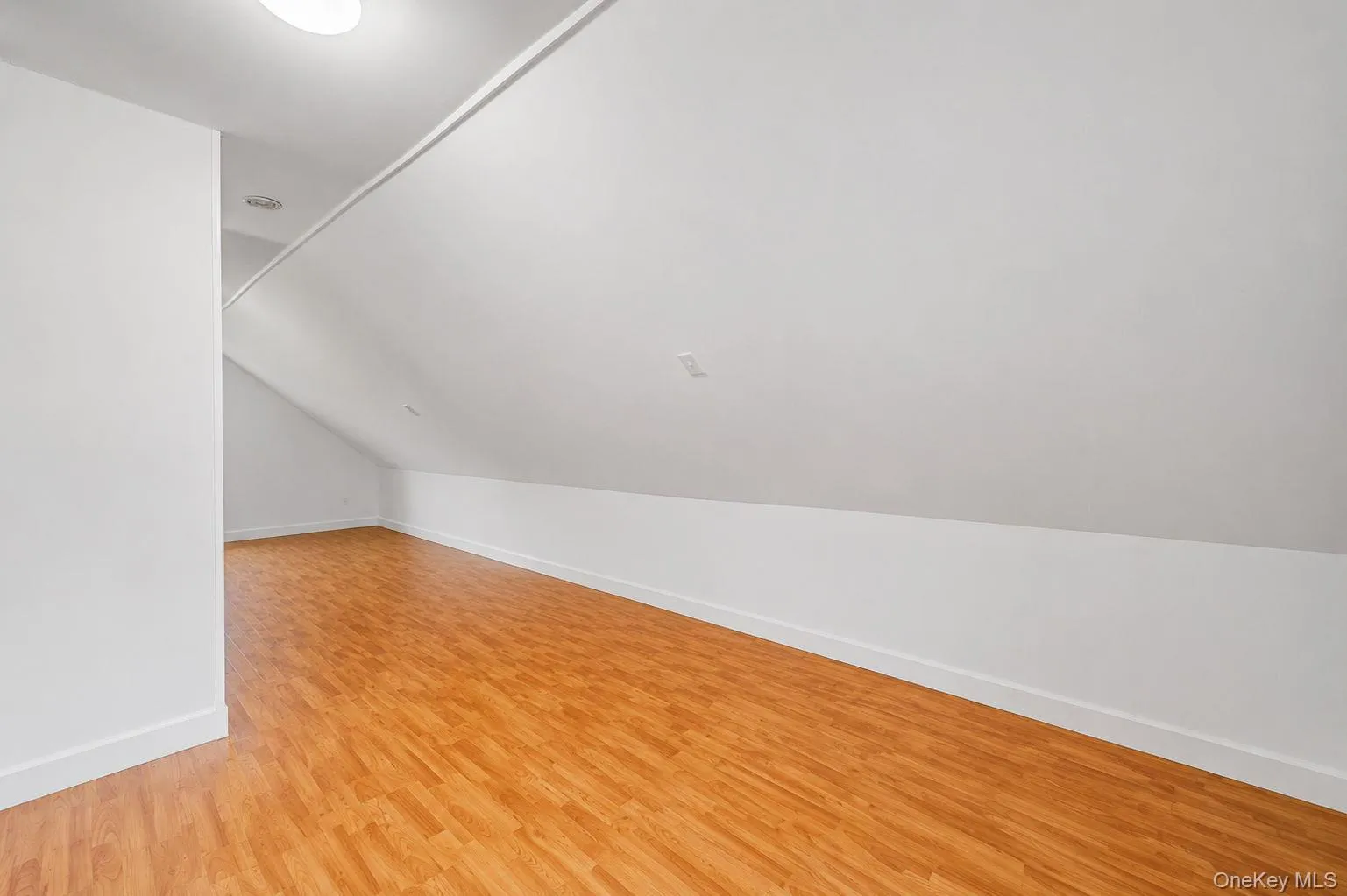 119 Parkwood Drive, Brookhaven, NY, 4 Bedrooms Bedrooms, 7 Rooms Rooms,1 BathroomBathrooms,Residential,For Rent,Parkwood,0,KEY1017829 119 Parkwood Drive, Brookhaven, NY, 4 Bedrooms Bedrooms, 7 Rooms Rooms,1 BathroomBathrooms,Residential,For Rent,Parkwood,0,KEY1017829