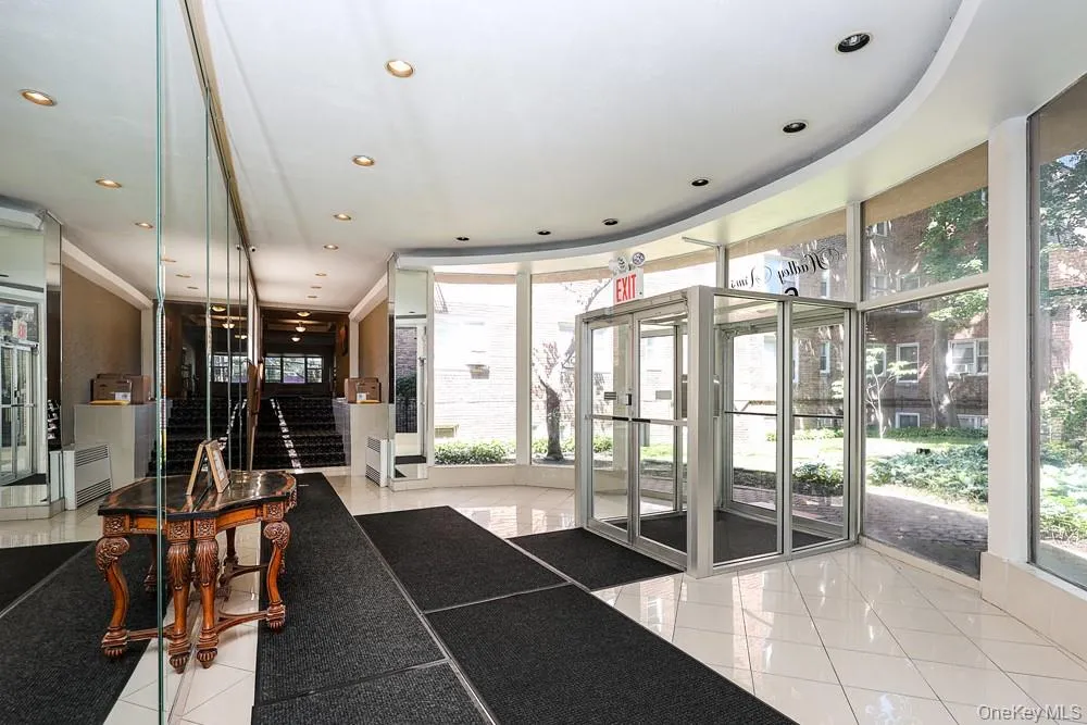 6-8 wooleys Lane, North Hempstead, NY, 2 Bedrooms Bedrooms, 4 Rooms Rooms,1 BathroomBathrooms,Residential,For Rent,wooleys,0,1017831 6-8 wooleys Lane, North Hempstead, NY, 2 Bedrooms Bedrooms, 4 Rooms Rooms,1 BathroomBathrooms,Residential,For Rent,wooleys,0,1017831