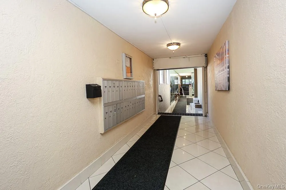 6-8 wooleys Lane, North Hempstead, NY, 2 Bedrooms Bedrooms, 4 Rooms Rooms,1 BathroomBathrooms,Residential,For Rent,wooleys,0,1017831 6-8 wooleys Lane, North Hempstead, NY, 2 Bedrooms Bedrooms, 4 Rooms Rooms,1 BathroomBathrooms,Residential,For Rent,wooleys,0,1017831