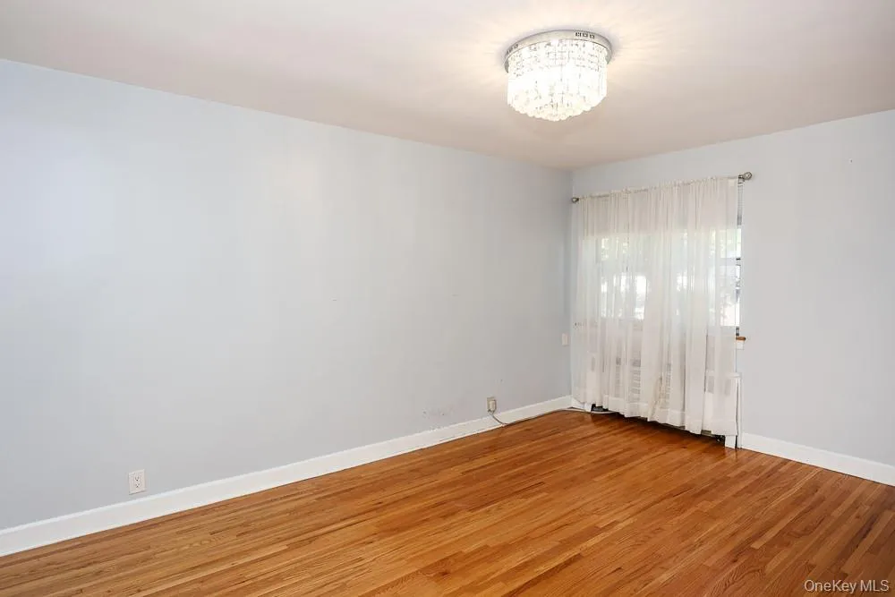 6-8 wooleys Lane, North Hempstead, NY, 2 Bedrooms Bedrooms, 4 Rooms Rooms,1 BathroomBathrooms,Residential,For Rent,wooleys,0,1017831 6-8 wooleys Lane, North Hempstead, NY, 2 Bedrooms Bedrooms, 4 Rooms Rooms,1 BathroomBathrooms,Residential,For Rent,wooleys,0,1017831
