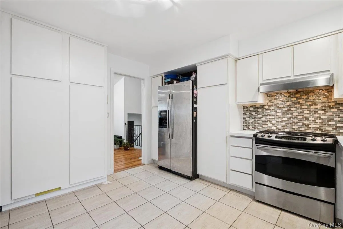 21 Tanglewood Road, Greenburgh, NY, 3 Bedrooms Bedrooms, 7 Rooms Rooms,2 BathroomsBathrooms,Residential,For Rent,Tanglewood,0,KEY1017832 21 Tanglewood Road, Greenburgh, NY, 3 Bedrooms Bedrooms, 7 Rooms Rooms,2 BathroomsBathrooms,Residential,For Rent,Tanglewood,0,KEY1017832