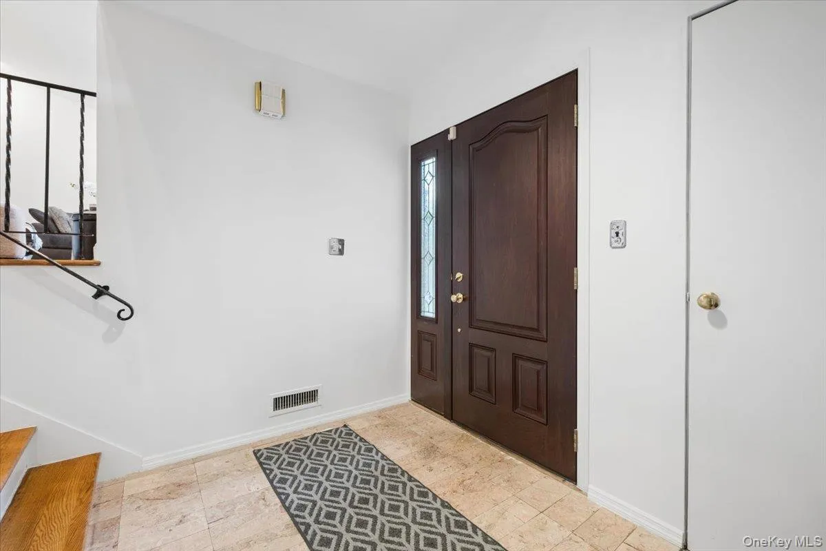 21 Tanglewood Road, Greenburgh, NY, 3 Bedrooms Bedrooms, 7 Rooms Rooms,2 BathroomsBathrooms,Residential,For Rent,Tanglewood,0,KEY1017832 21 Tanglewood Road, Greenburgh, NY, 3 Bedrooms Bedrooms, 7 Rooms Rooms,2 BathroomsBathrooms,Residential,For Rent,Tanglewood,0,KEY1017832