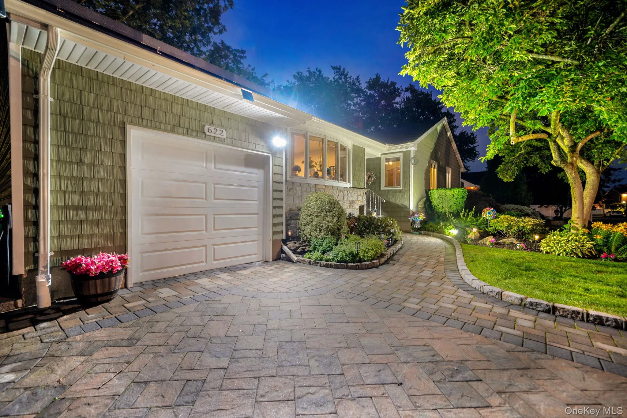 622 Harrison Avenue, Hempstead, NY, 5 Bedrooms Bedrooms, 8 Rooms Rooms,3 BathroomsBathrooms,Residential,For Rent,Harrison,0,KEY1017834 622 Harrison Avenue, Hempstead, NY, 5 Bedrooms Bedrooms, 8 Rooms Rooms,3 BathroomsBathrooms,Residential,For Rent,Harrison,0,KEY1017834