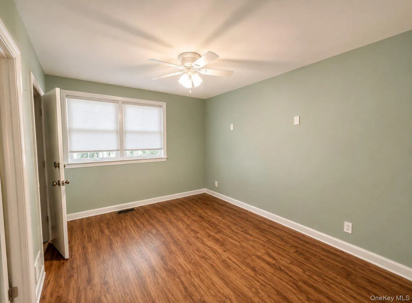 2526 Dogwood Avenue, Hempstead, NY, 3 Bedrooms Bedrooms, 9 Rooms Rooms,2 BathroomsBathrooms,Residential,For Rent,Dogwood,0,KEY1017840 2526 Dogwood Avenue, Hempstead, NY, 3 Bedrooms Bedrooms, 9 Rooms Rooms,2 BathroomsBathrooms,Residential,For Rent,Dogwood,0,KEY1017840