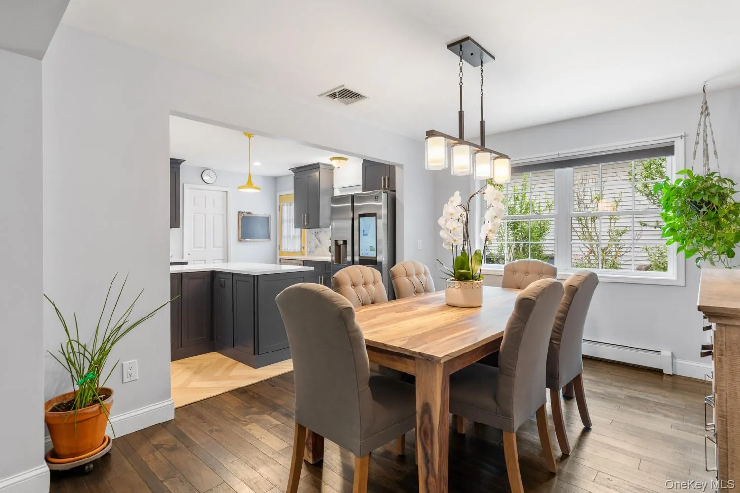 5 Glenmore Avenue, Oyster Bay, NY, 3 Bedrooms Bedrooms, 10 Rooms Rooms,1 BathroomBathrooms,Residential,For Rent,Glenmore,0,1017847 5 Glenmore Avenue, Oyster Bay, NY, 3 Bedrooms Bedrooms, 10 Rooms Rooms,1 BathroomBathrooms,Residential,For Rent,Glenmore,0,1017847