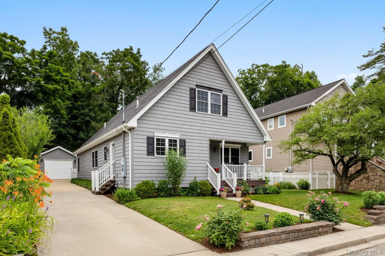 5 Glenmore Avenue, Oyster Bay, NY, 3 Bedrooms Bedrooms, 10 Rooms Rooms,1 BathroomBathrooms,Residential,For Rent,Glenmore,0,1017847 5 Glenmore Avenue, Oyster Bay, NY, 3 Bedrooms Bedrooms, 10 Rooms Rooms,1 BathroomBathrooms,Residential,For Rent,Glenmore,0,1017847