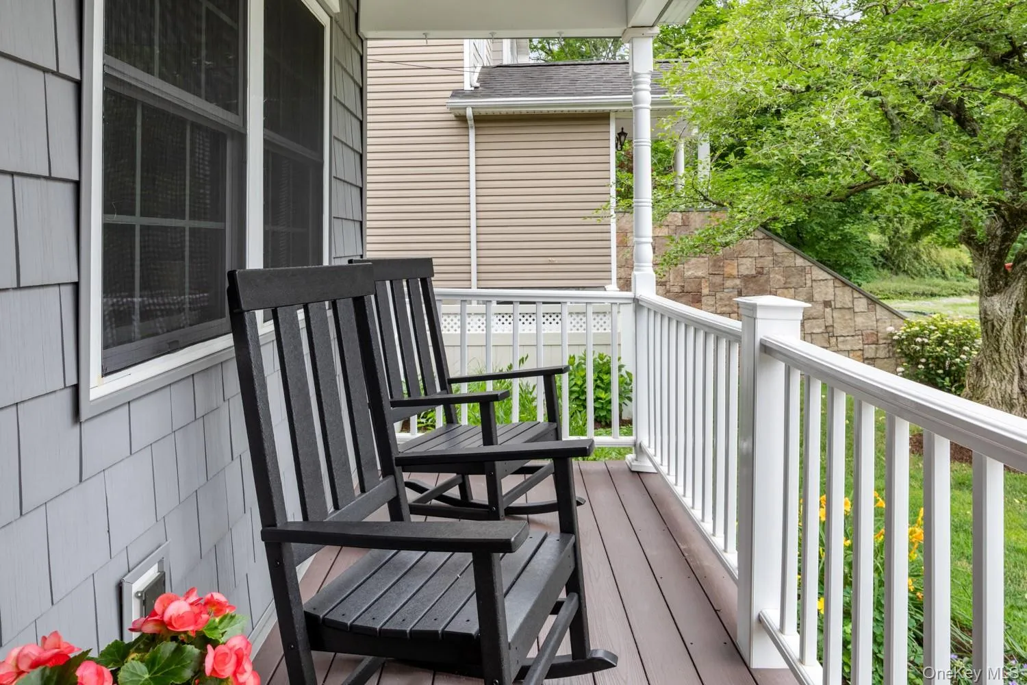 5 Glenmore Avenue, Oyster Bay, NY, 3 Bedrooms Bedrooms, 10 Rooms Rooms,1 BathroomBathrooms,Residential,For Rent,Glenmore,0,1017847 5 Glenmore Avenue, Oyster Bay, NY, 3 Bedrooms Bedrooms, 10 Rooms Rooms,1 BathroomBathrooms,Residential,For Rent,Glenmore,0,1017847