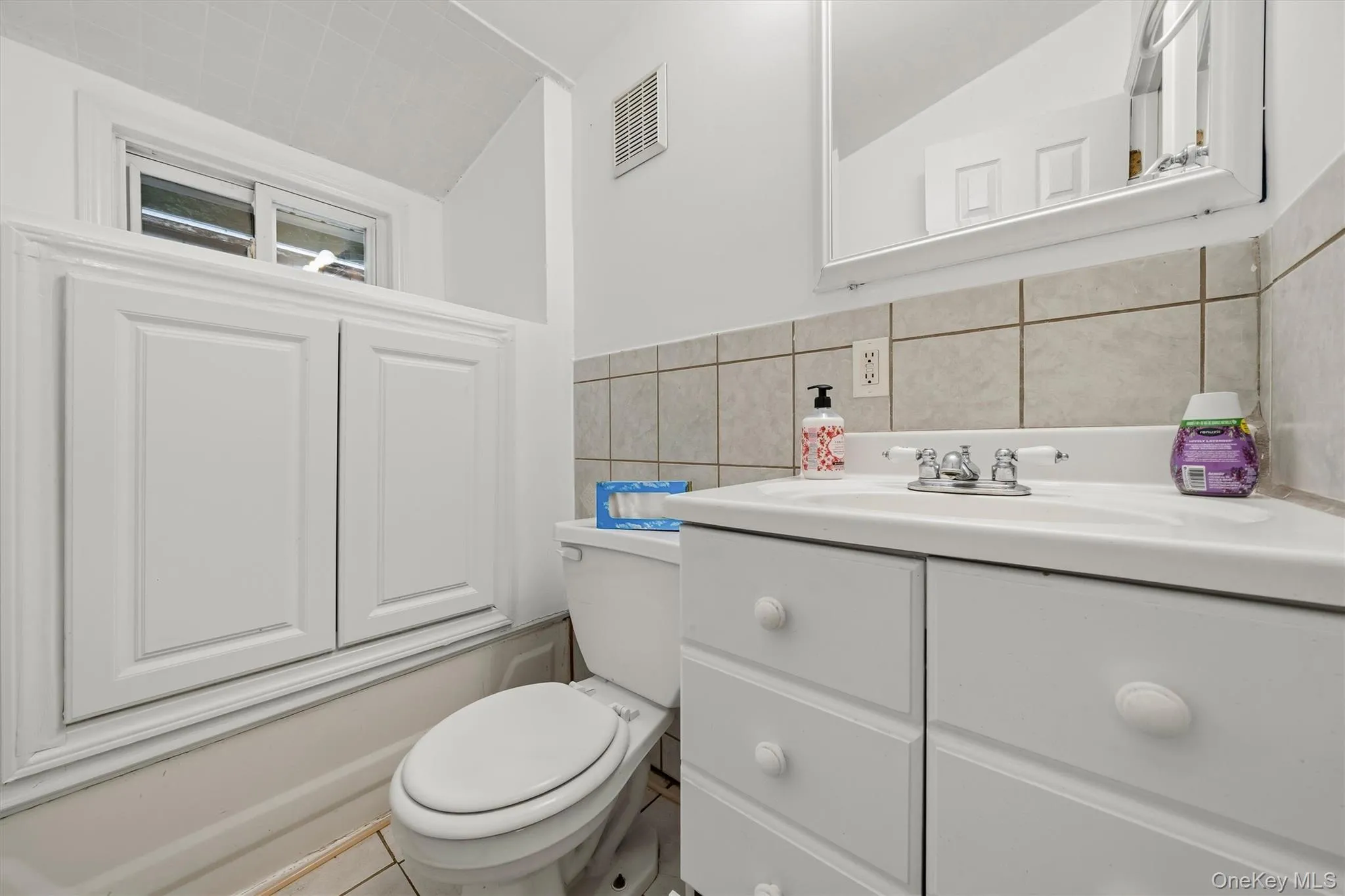 2 Echo Trail, Blooming Grove, NY, 3 Bedrooms Bedrooms, 6 Rooms Rooms,2 BathroomsBathrooms,Residential,For Rent,Echo,0,1017854 2 Echo Trail, Blooming Grove, NY, 3 Bedrooms Bedrooms, 6 Rooms Rooms,2 BathroomsBathrooms,Residential,For Rent,Echo,0,1017854