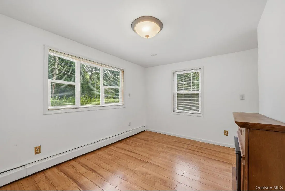 2 Echo Trail, Blooming Grove, NY, 3 Bedrooms Bedrooms, 6 Rooms Rooms,2 BathroomsBathrooms,Residential,For Rent,Echo,0,1017854 2 Echo Trail, Blooming Grove, NY, 3 Bedrooms Bedrooms, 6 Rooms Rooms,2 BathroomsBathrooms,Residential,For Rent,Echo,0,1017854
