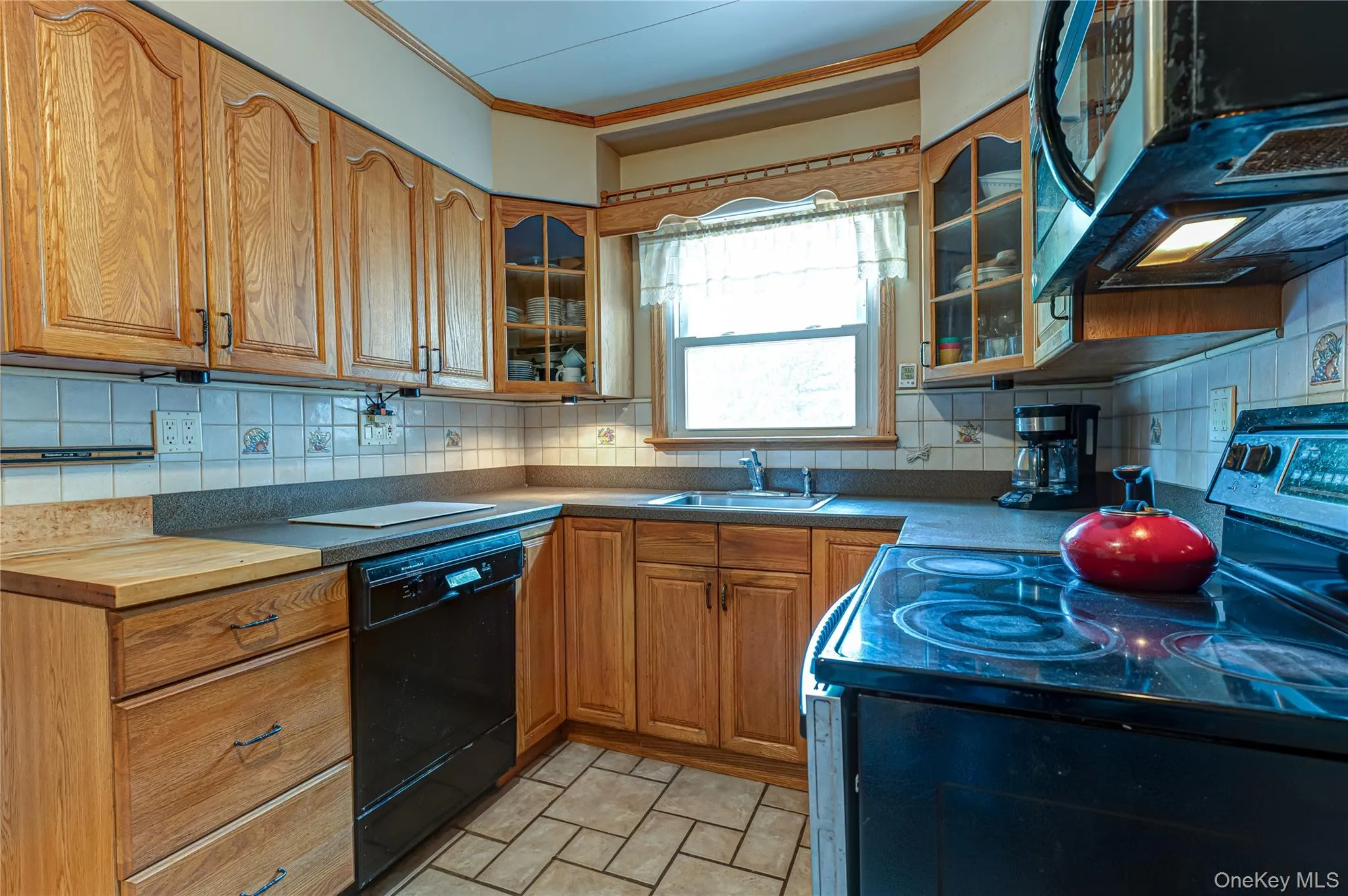 21 Langdon Road, Oyster Bay, NY, 4 Bedrooms Bedrooms, 8 Rooms Rooms,2 BathroomsBathrooms,Residential,For Rent,Langdon,0,1017857 21 Langdon Road, Oyster Bay, NY, 4 Bedrooms Bedrooms, 8 Rooms Rooms,2 BathroomsBathrooms,Residential,For Rent,Langdon,0,1017857