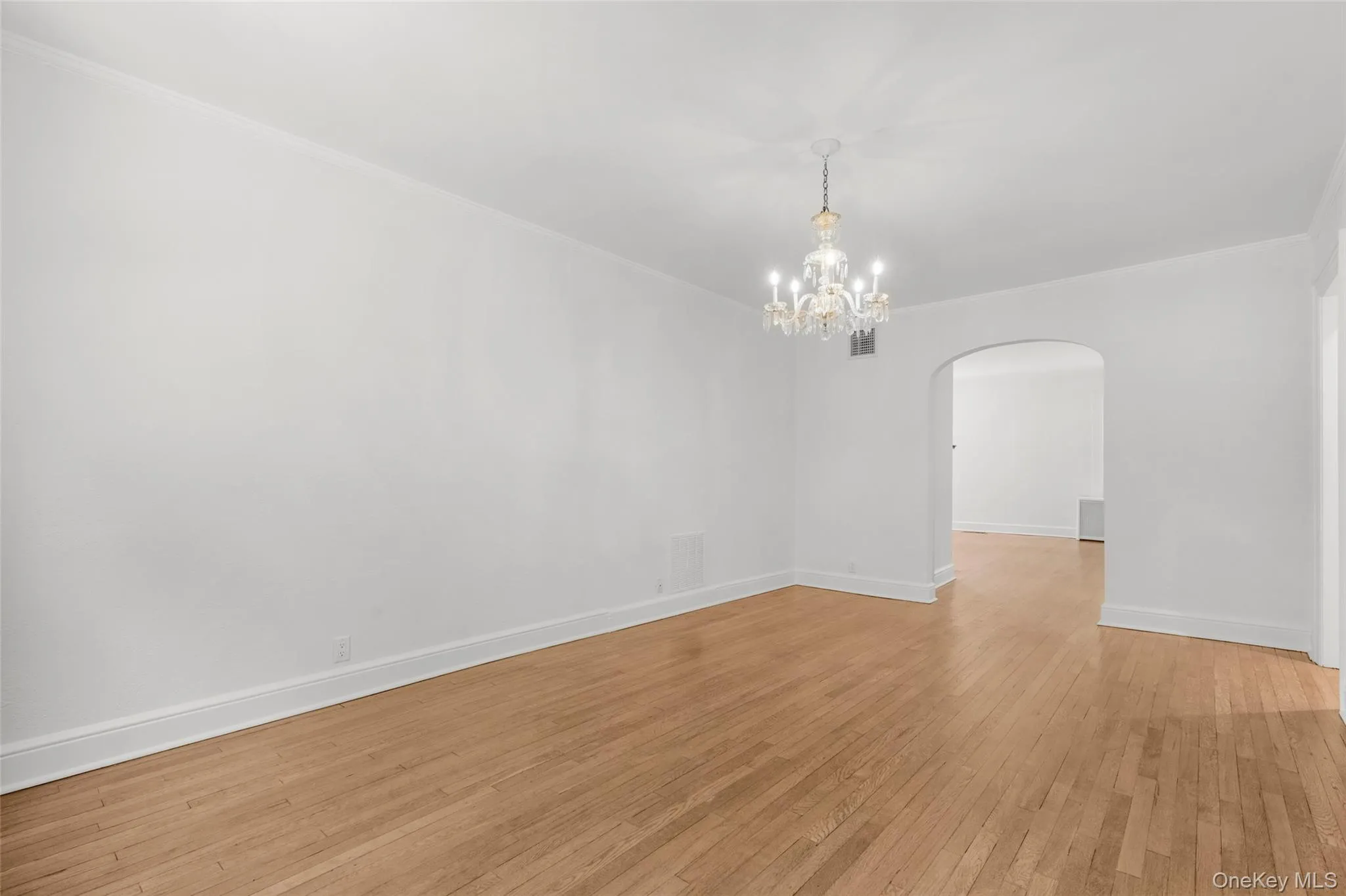121 Walworth Avenue, Scarsdale, NY, 6 Bedrooms Bedrooms, 15 Rooms Rooms,4 BathroomsBathrooms,Residential Lease,For Rent,Walworth,0,1017859 121 Walworth Avenue, Scarsdale, NY, 6 Bedrooms Bedrooms, 15 Rooms Rooms,4 BathroomsBathrooms,Residential Lease,For Rent,Walworth,0,1017859