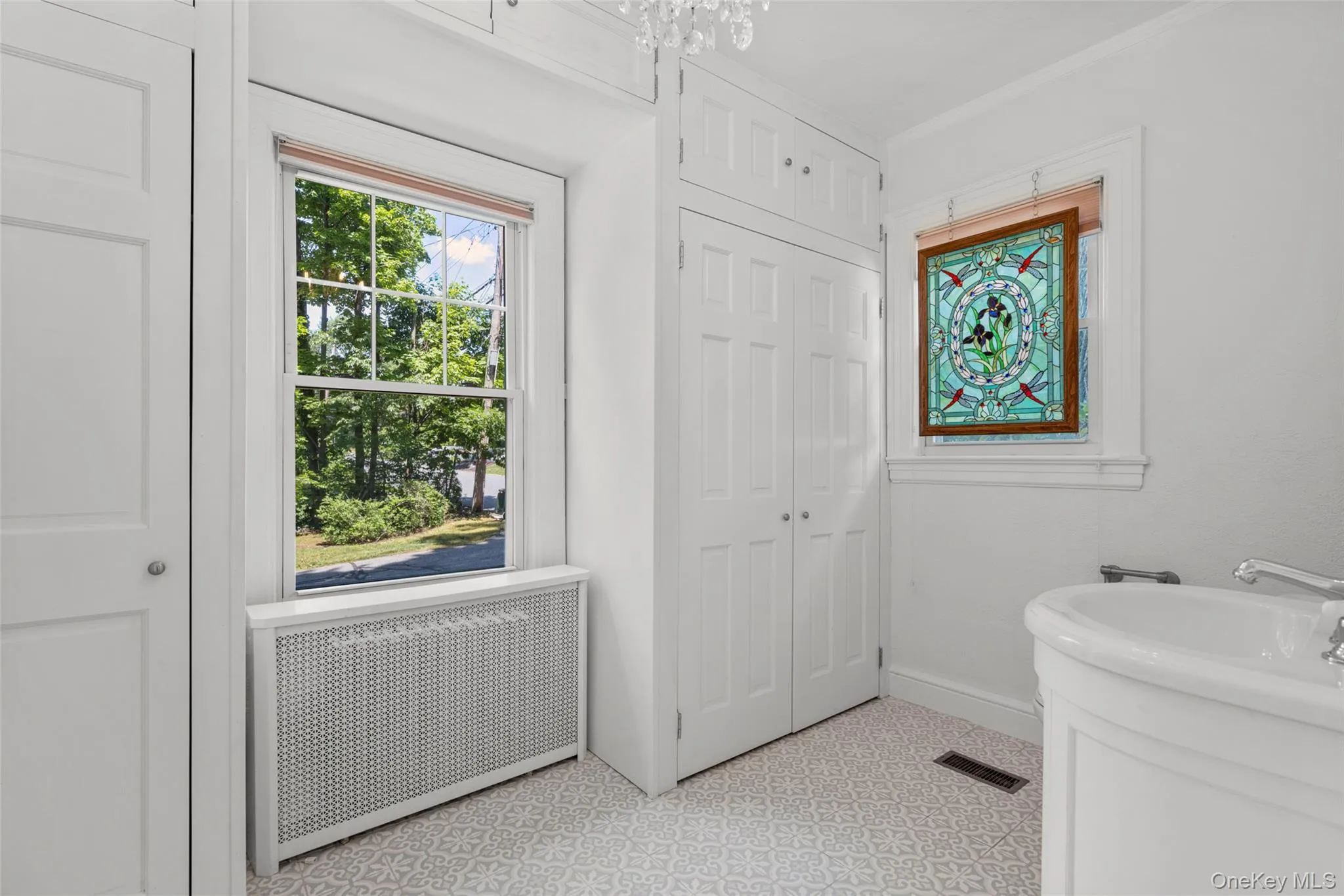 121 Walworth Avenue, Scarsdale, NY, 6 Bedrooms Bedrooms, 15 Rooms Rooms,4 BathroomsBathrooms,Residential Lease,For Rent,Walworth,0,1017859 121 Walworth Avenue, Scarsdale, NY, 6 Bedrooms Bedrooms, 15 Rooms Rooms,4 BathroomsBathrooms,Residential Lease,For Rent,Walworth,0,1017859