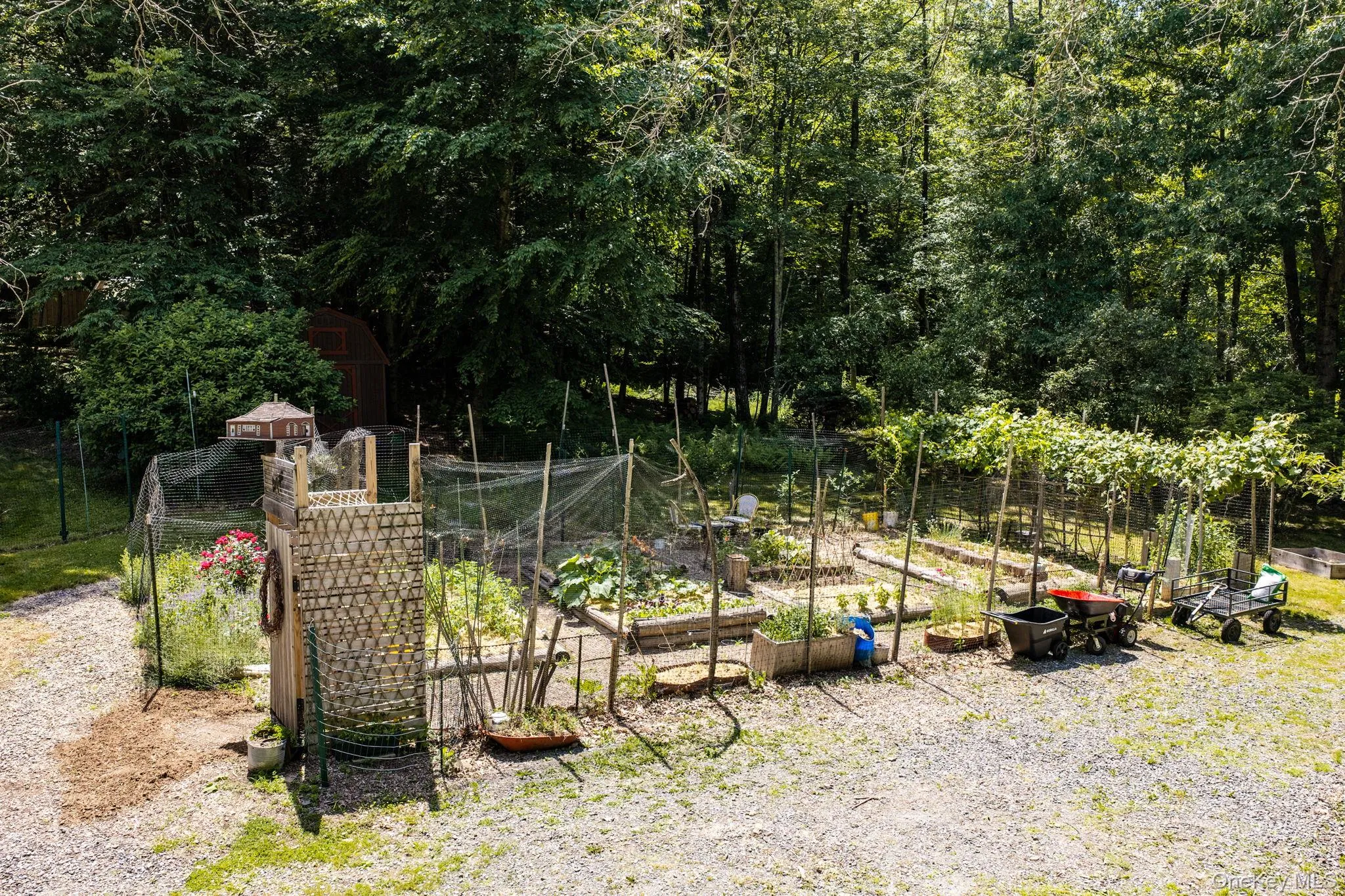 10 Church Road, Fallsburg, NY, 2 Bedrooms Bedrooms, 5 Rooms Rooms,1 BathroomBathrooms,Residential,For Rent,Church,0,1017864 10 Church Road, Fallsburg, NY, 2 Bedrooms Bedrooms, 5 Rooms Rooms,1 BathroomBathrooms,Residential,For Rent,Church,0,1017864