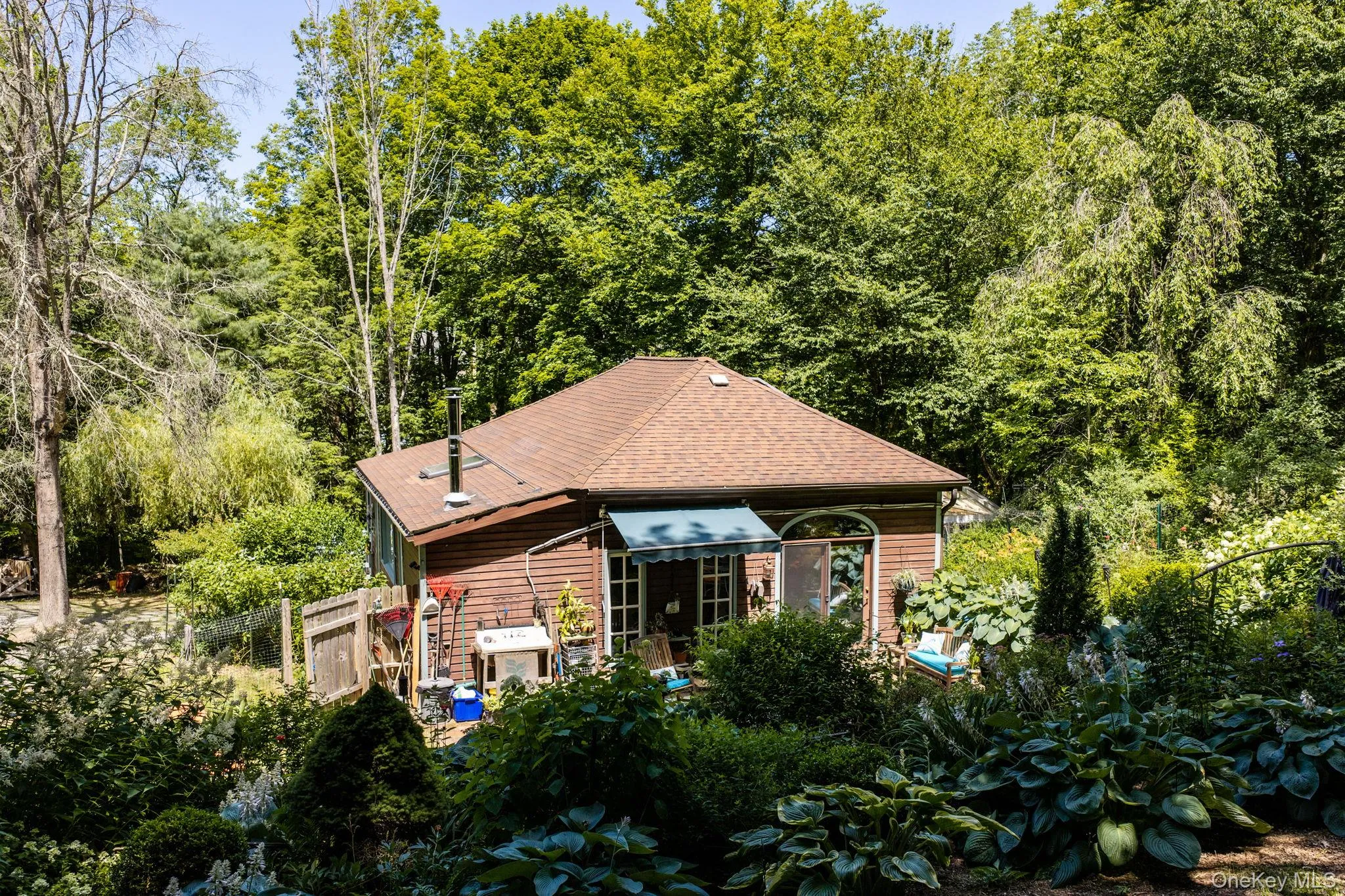 10 Church Road, Fallsburg, NY, 2 Bedrooms Bedrooms, 5 Rooms Rooms,1 BathroomBathrooms,Residential,For Rent,Church,0,1017864 10 Church Road, Fallsburg, NY, 2 Bedrooms Bedrooms, 5 Rooms Rooms,1 BathroomBathrooms,Residential,For Rent,Church,0,1017864