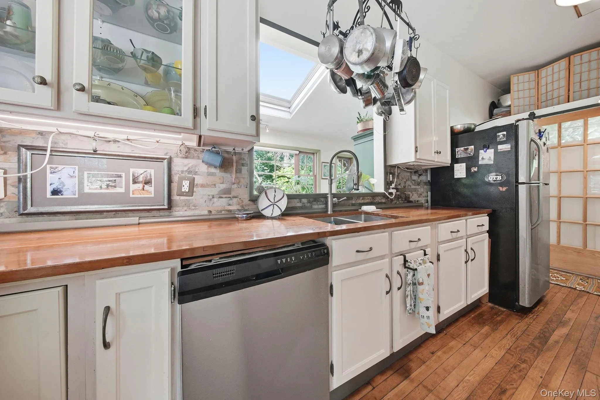 10 Church Road, Fallsburg, NY, 2 Bedrooms Bedrooms, 5 Rooms Rooms,1 BathroomBathrooms,Residential,For Rent,Church,0,1017864 10 Church Road, Fallsburg, NY, 2 Bedrooms Bedrooms, 5 Rooms Rooms,1 BathroomBathrooms,Residential,For Rent,Church,0,1017864