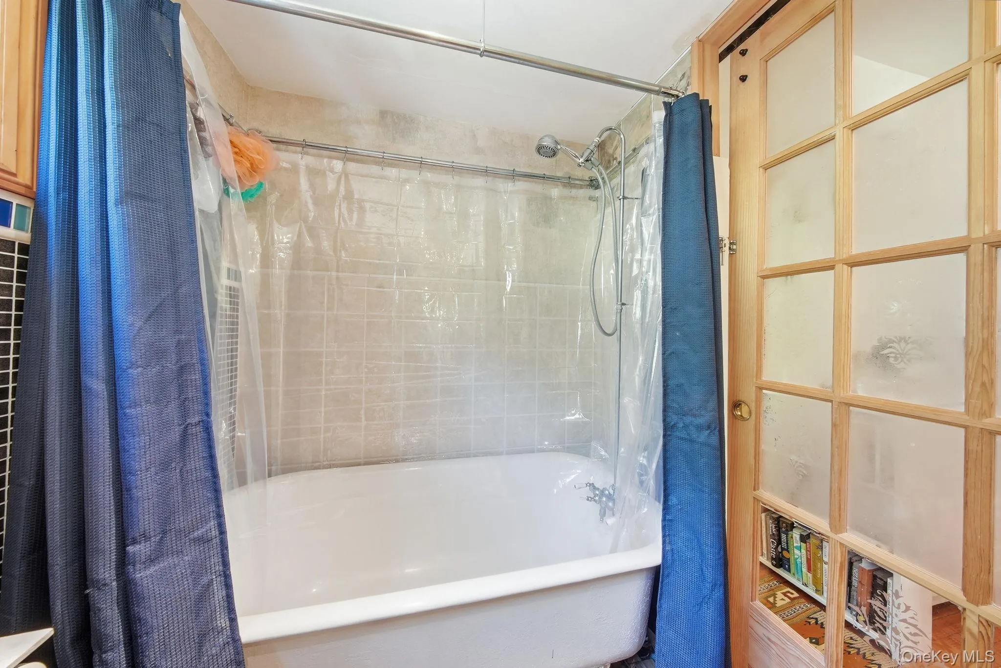 10 Church Road, Fallsburg, NY, 2 Bedrooms Bedrooms, 5 Rooms Rooms,1 BathroomBathrooms,Residential,For Rent,Church,0,1017864 10 Church Road, Fallsburg, NY, 2 Bedrooms Bedrooms, 5 Rooms Rooms,1 BathroomBathrooms,Residential,For Rent,Church,0,1017864