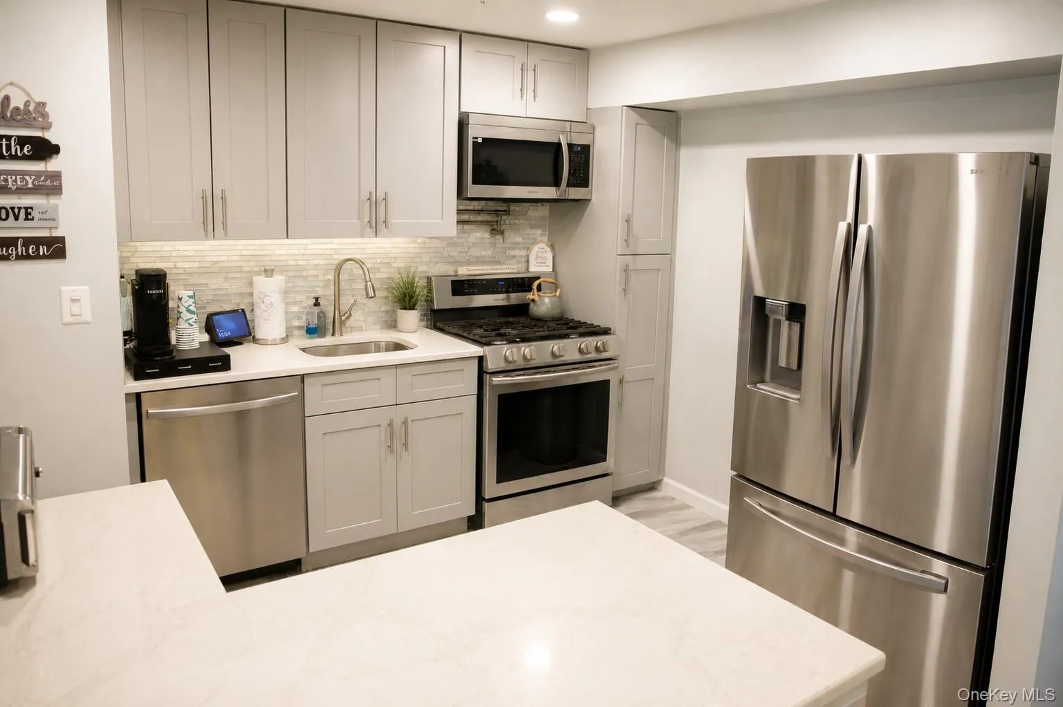210 Willard Avenue, Oyster Bay, NY, 4 Bedrooms Bedrooms, 7 Rooms Rooms,2 BathroomsBathrooms,Residential,For Rent,Willard,0,1017867 210 Willard Avenue, Oyster Bay, NY, 4 Bedrooms Bedrooms, 7 Rooms Rooms,2 BathroomsBathrooms,Residential,For Rent,Willard,0,1017867