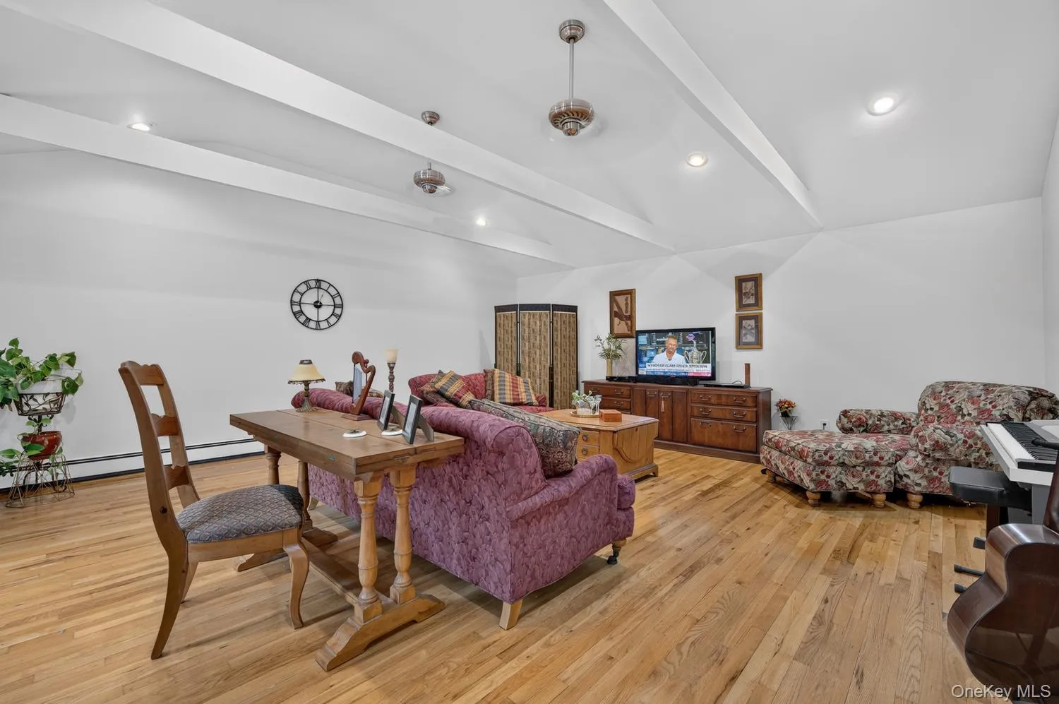 8 Tuscan Court, Huntington, NY, 4 Bedrooms Bedrooms, 8 Rooms Rooms,2 BathroomsBathrooms,Residential,For Rent,Tuscan,0,KEY1017868 8 Tuscan Court, Huntington, NY, 4 Bedrooms Bedrooms, 8 Rooms Rooms,2 BathroomsBathrooms,Residential,For Rent,Tuscan,0,KEY1017868